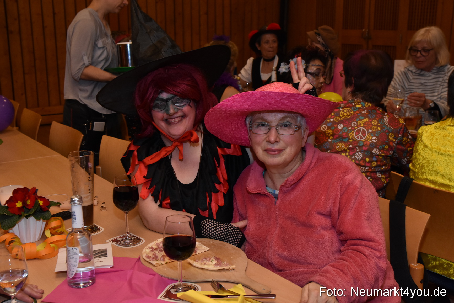 Weiberfasching Neumarkt 2019 0113