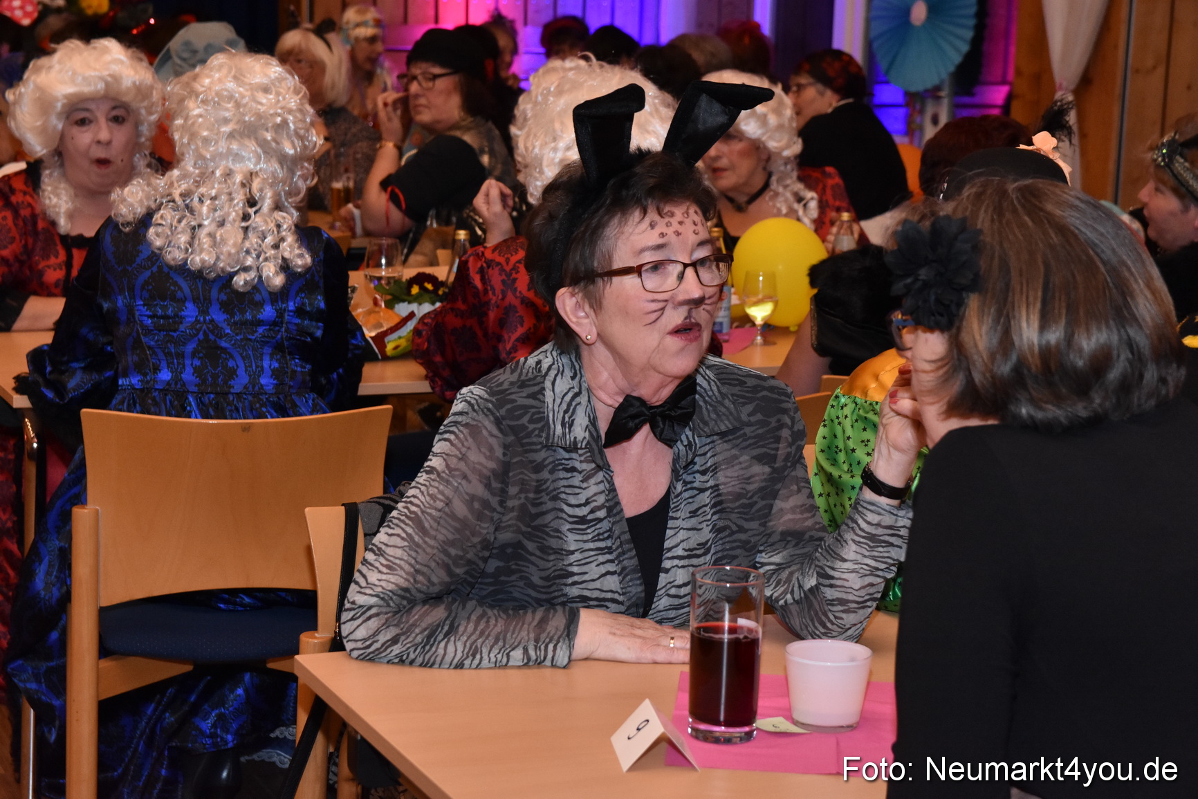 Weiberfasching Neumarkt 2019 0119