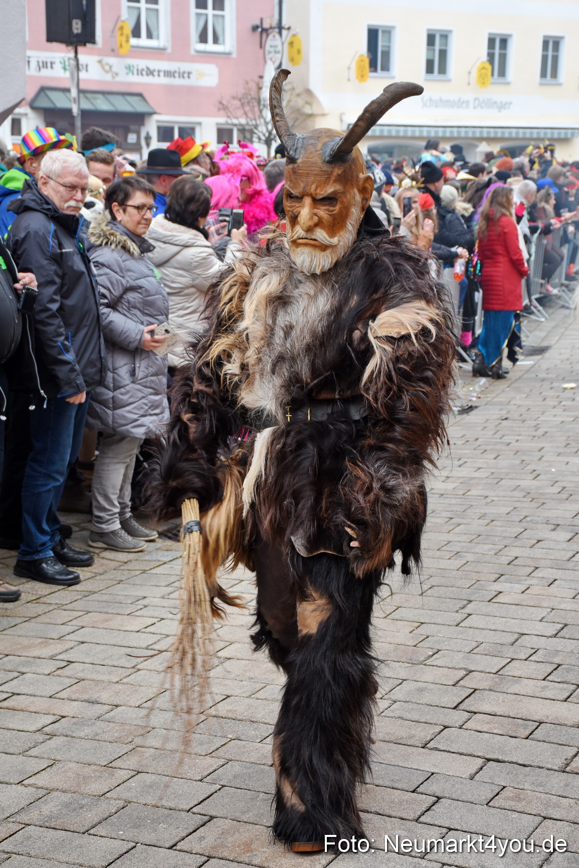 Chinesenfasching in Dietfurt 200220 0133