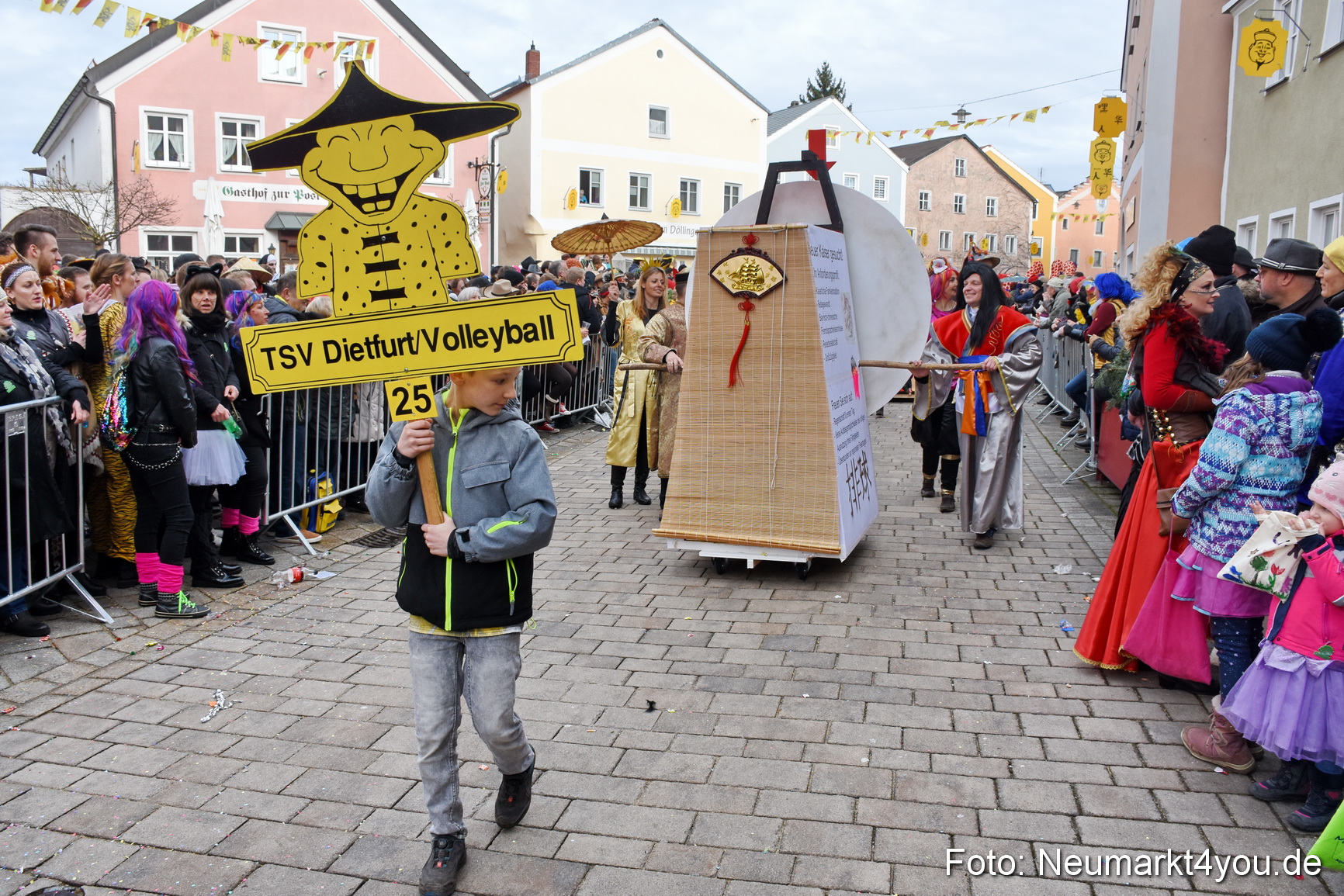 Chinesenfasching in Dietfurt 200220 0281