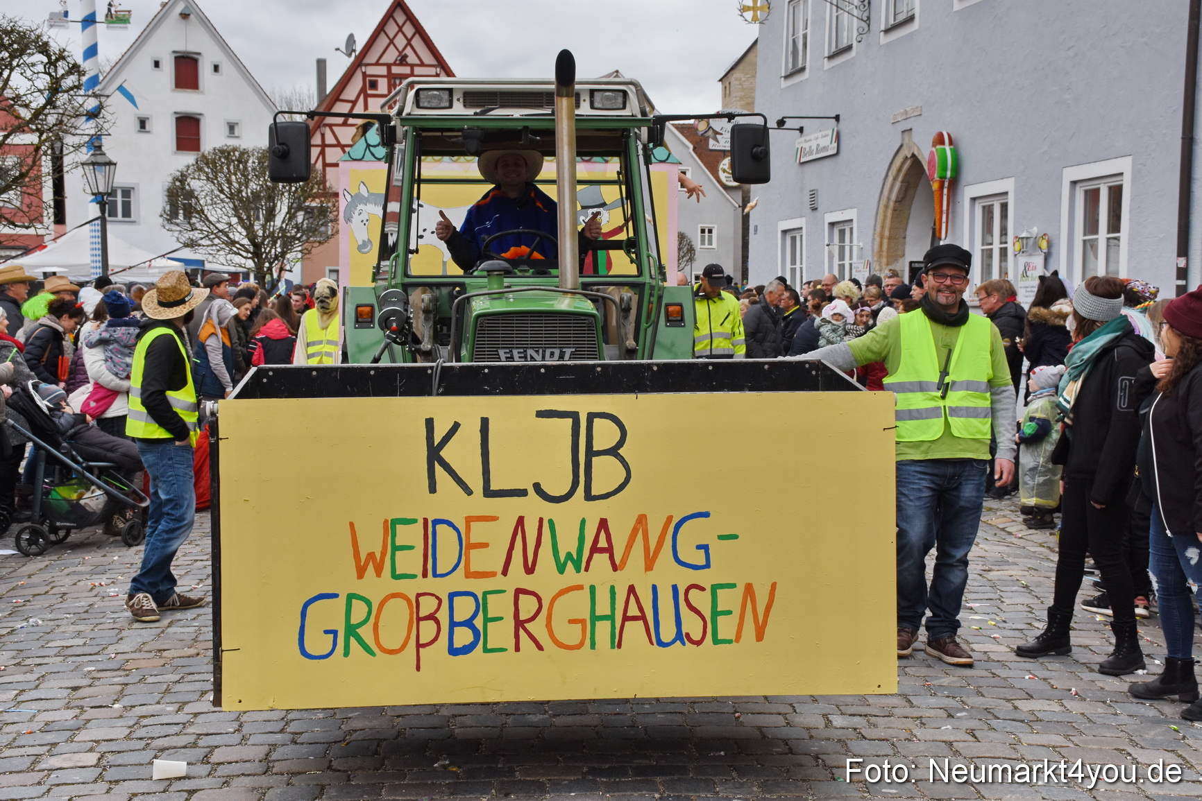 Faschingszug Berching 2020 230220 0386