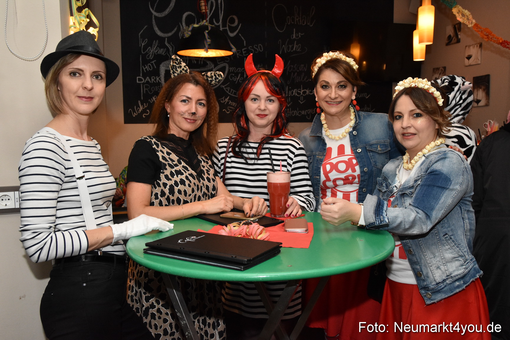 Weiberfasching Neumarkt 2020 200220 0008