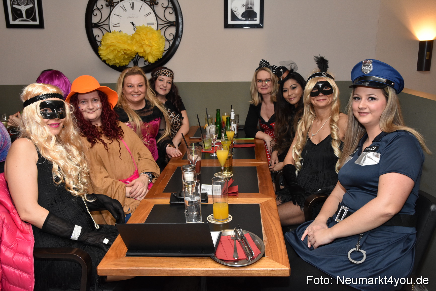 Weiberfasching Neumarkt 2020 200220 0013