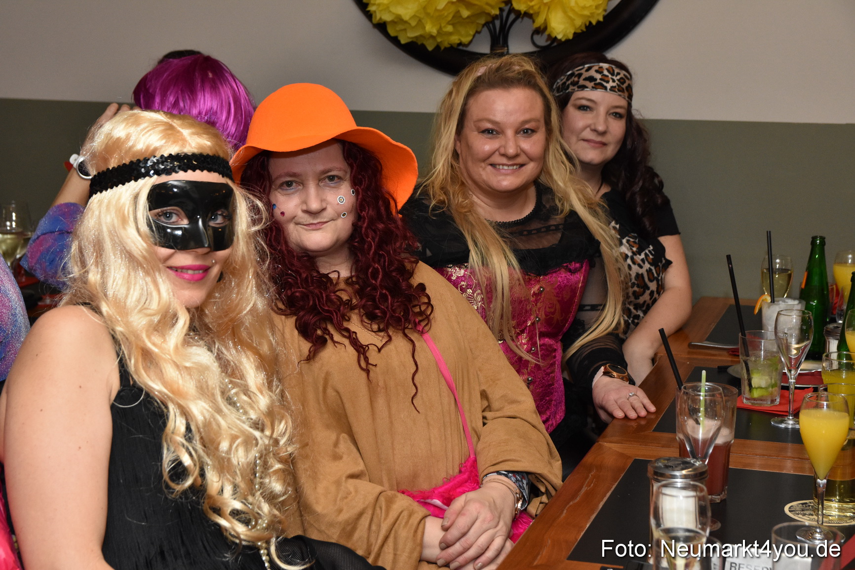 Weiberfasching Neumarkt 2020 200220 0015