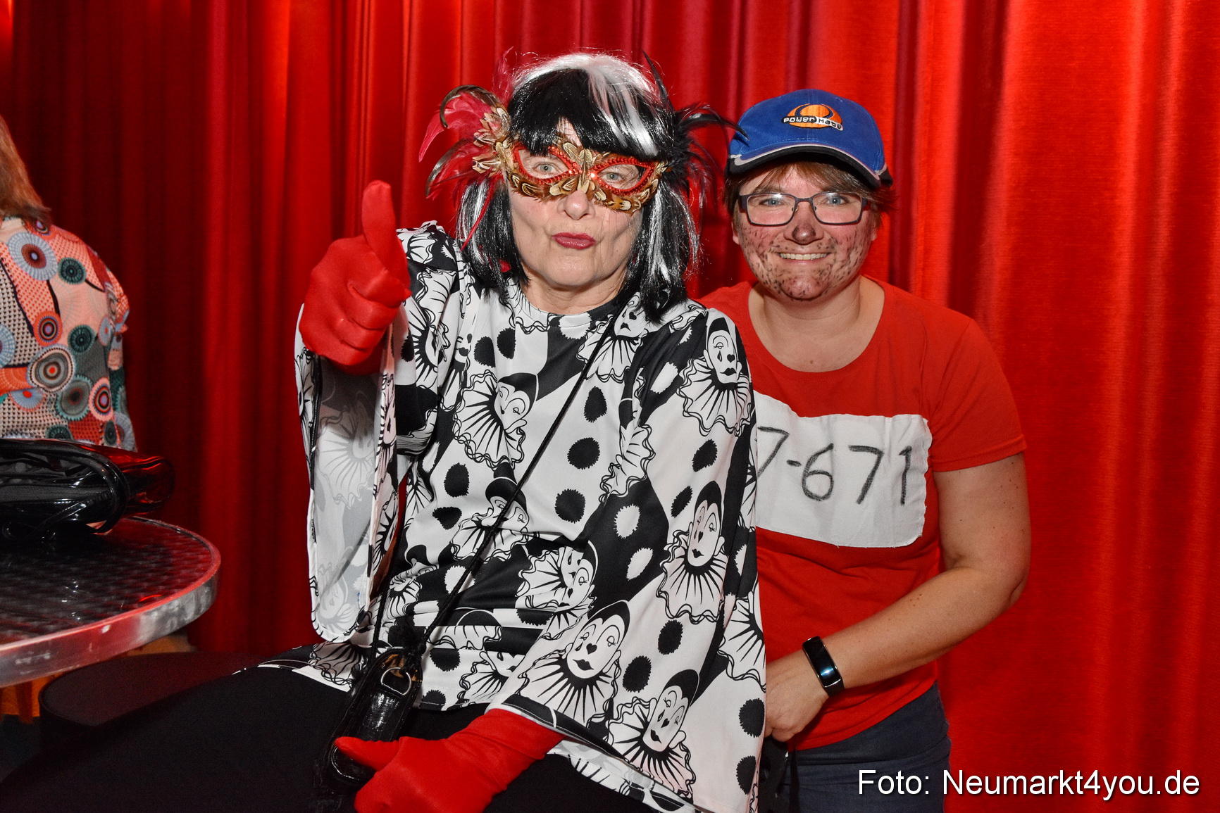 Weiberfasching Neumarkt 2020 200220 0035