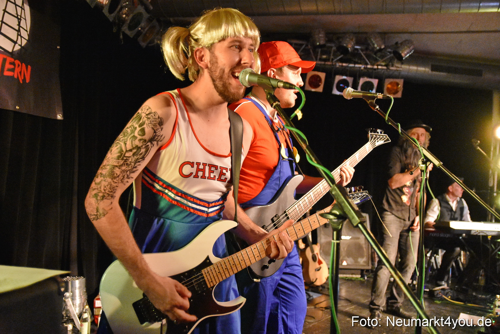 Weiberfasching Neumarkt 2020 200220 0048