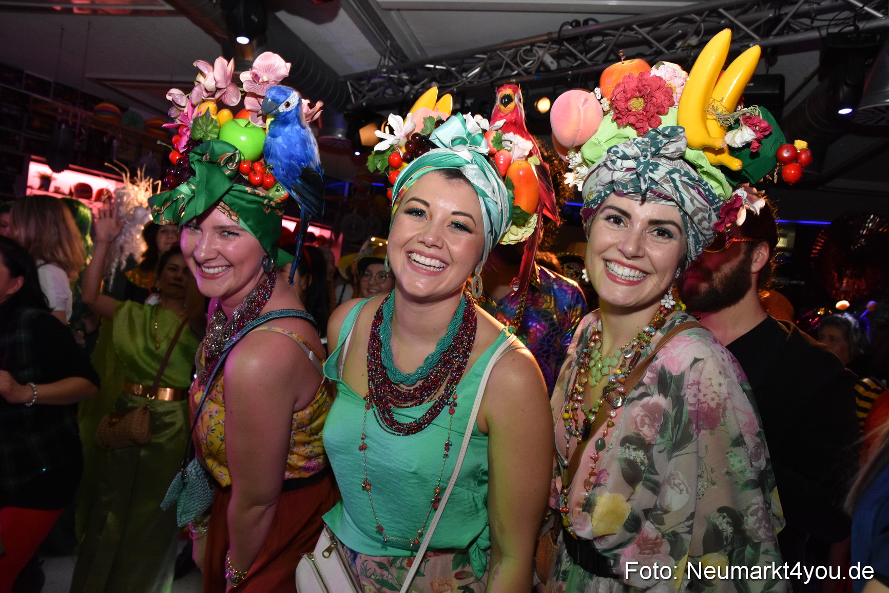 Weiberfasching Neumarkt 2020 200220 0050