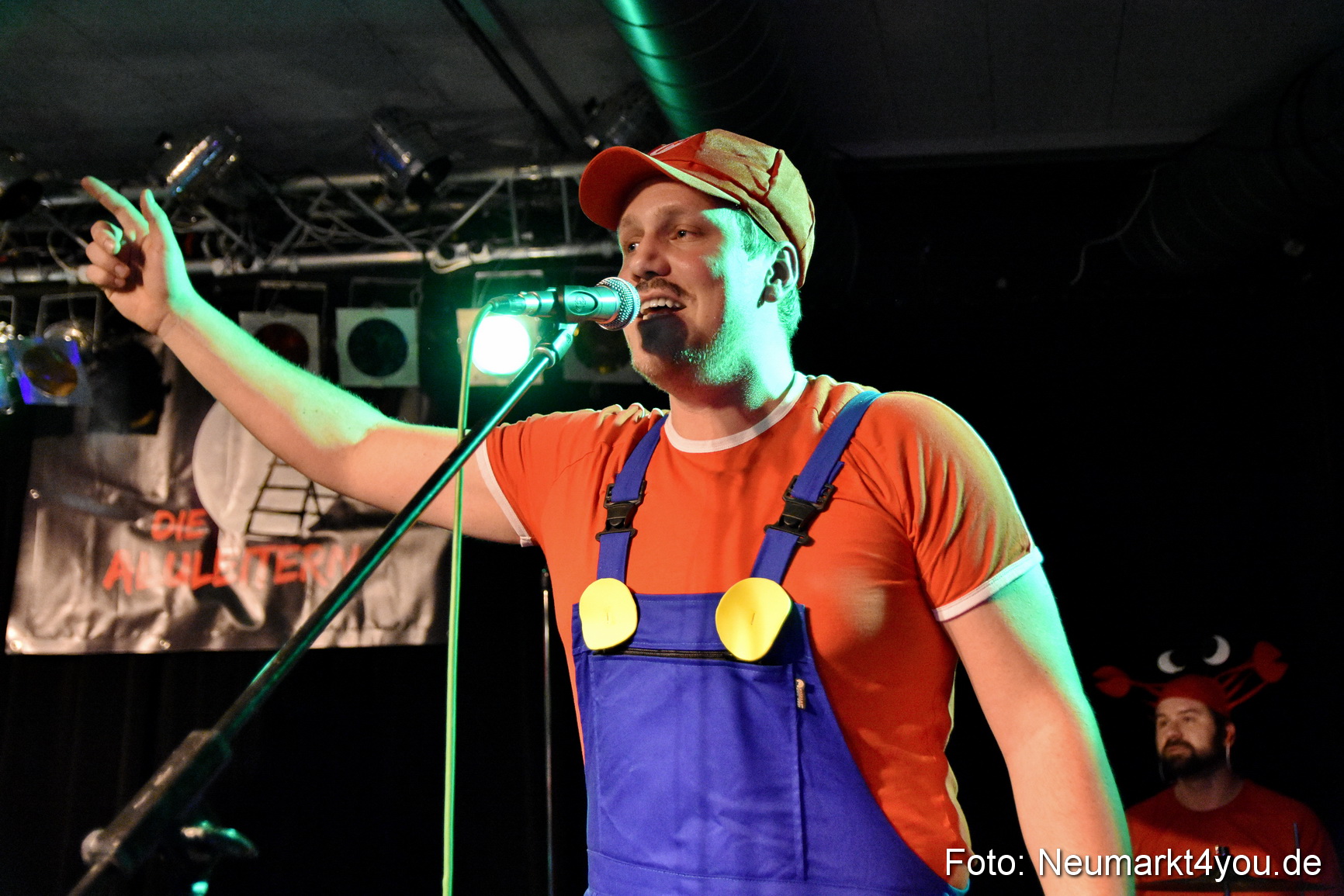 Weiberfasching Neumarkt 2020 200220 0060