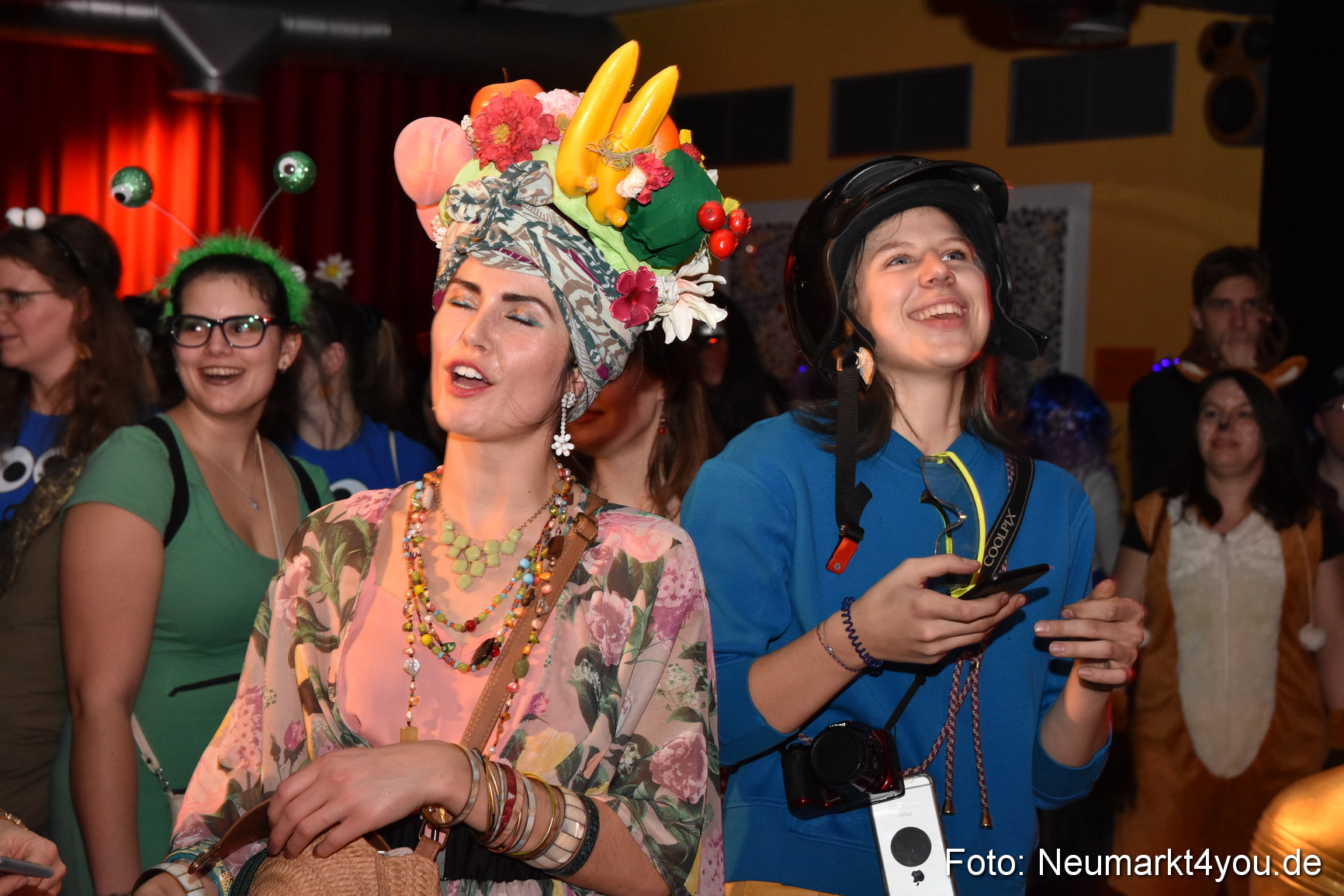 Weiberfasching Neumarkt 2020 200220 0067