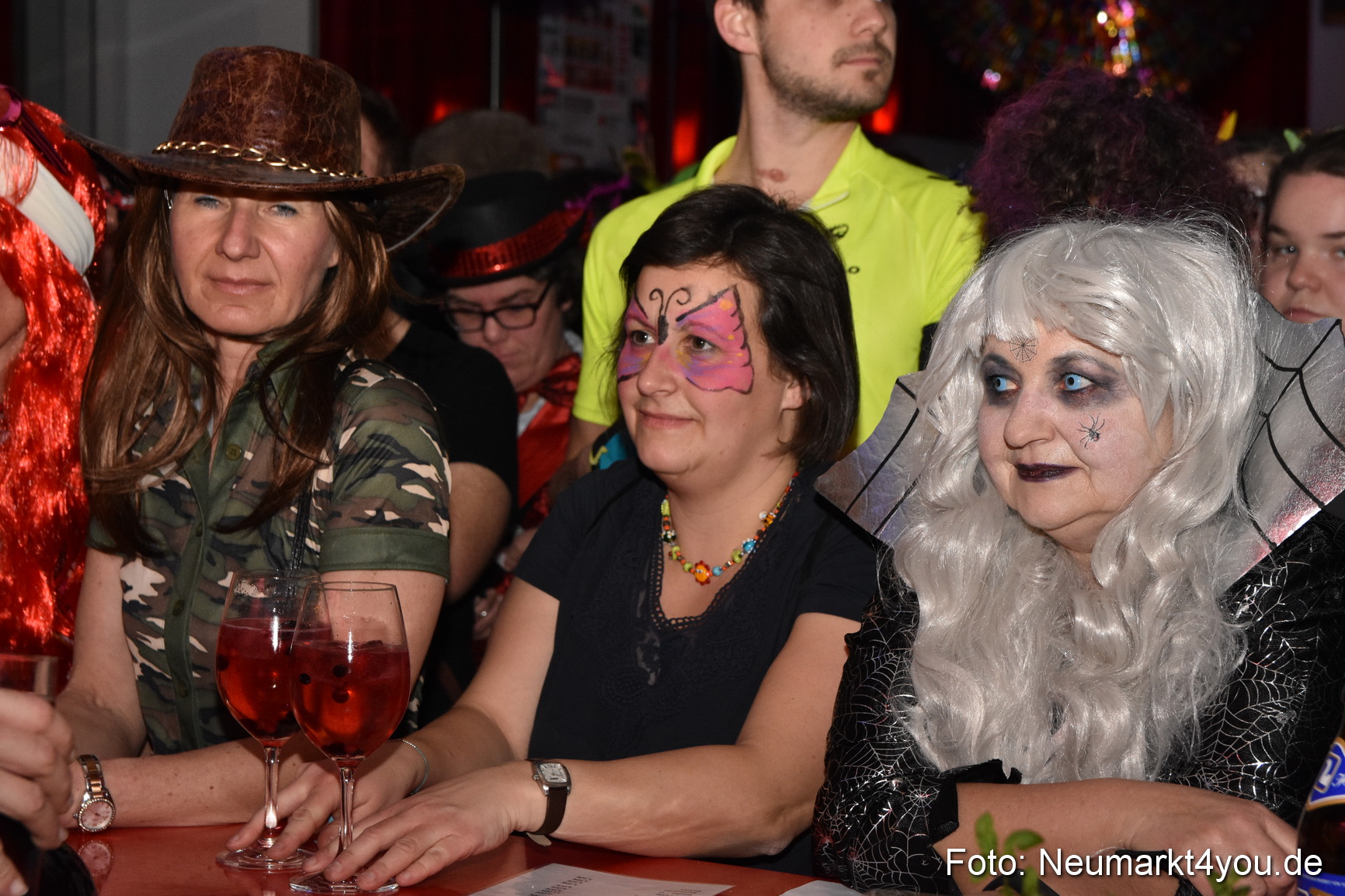 Weiberfasching Neumarkt 2020 200220 0081