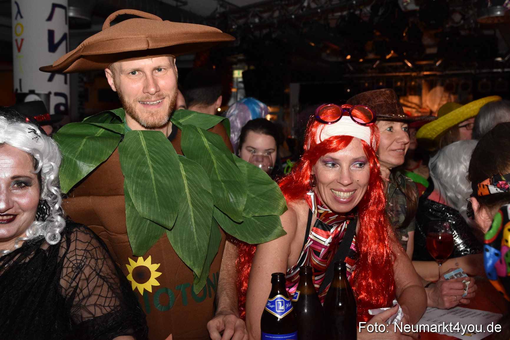 Weiberfasching Neumarkt 2020 200220 0082