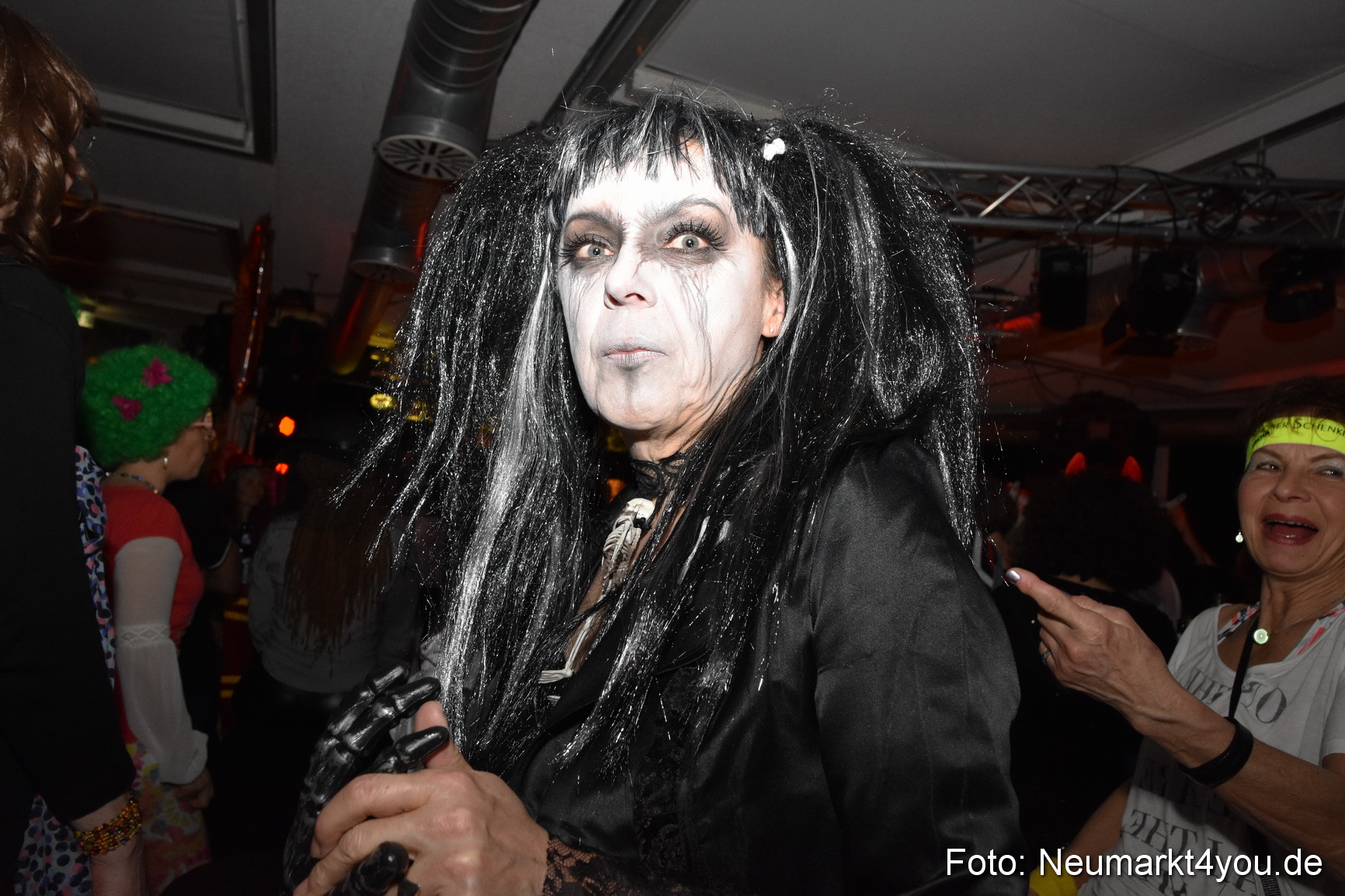 Weiberfasching Neumarkt 2020 200220 0090