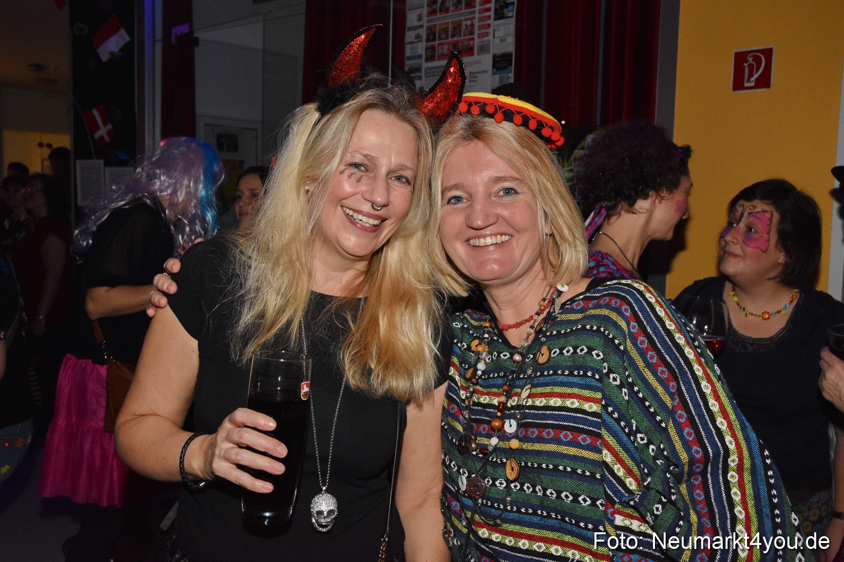 Weiberfasching Neumarkt 2020 200220 0106