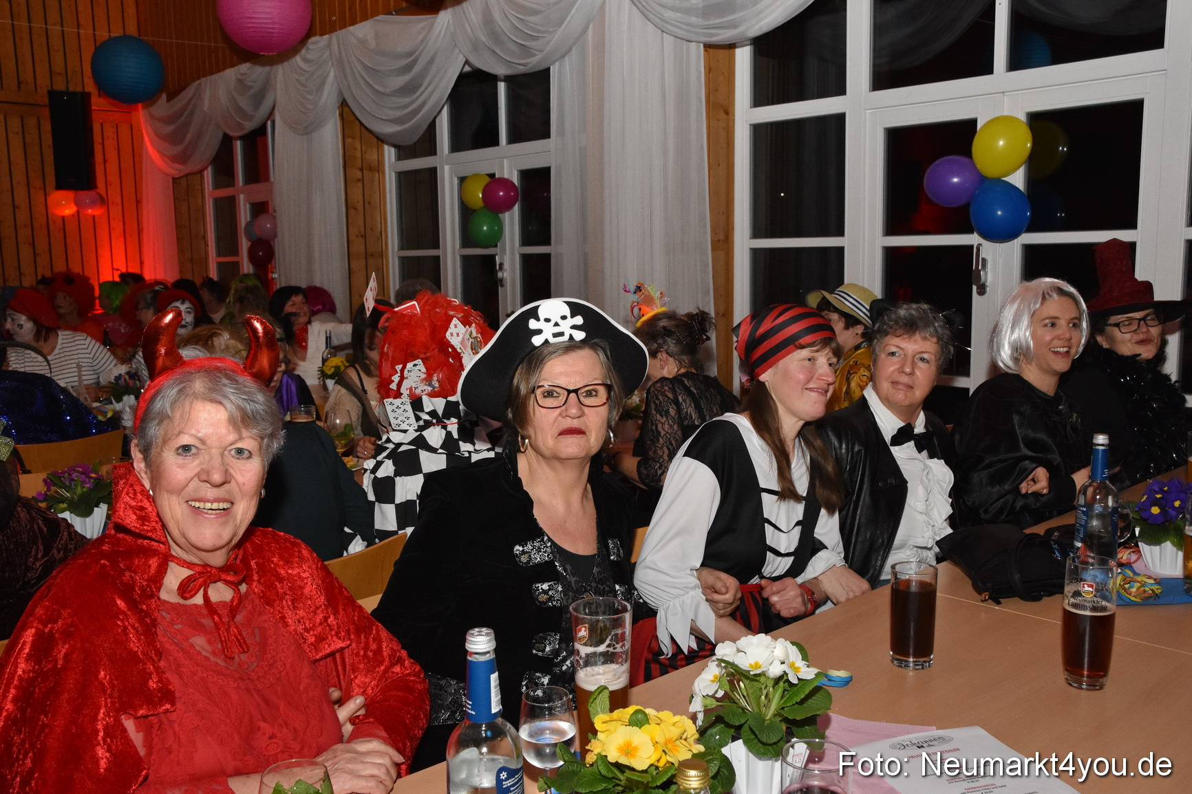 Weiberfasching Neumarkt 2020 200220 0161