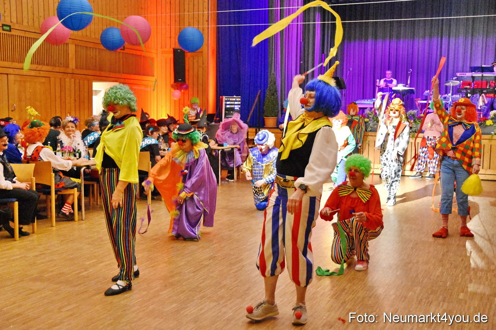 Weiberfasching Neumarkt 2020 200220 0183