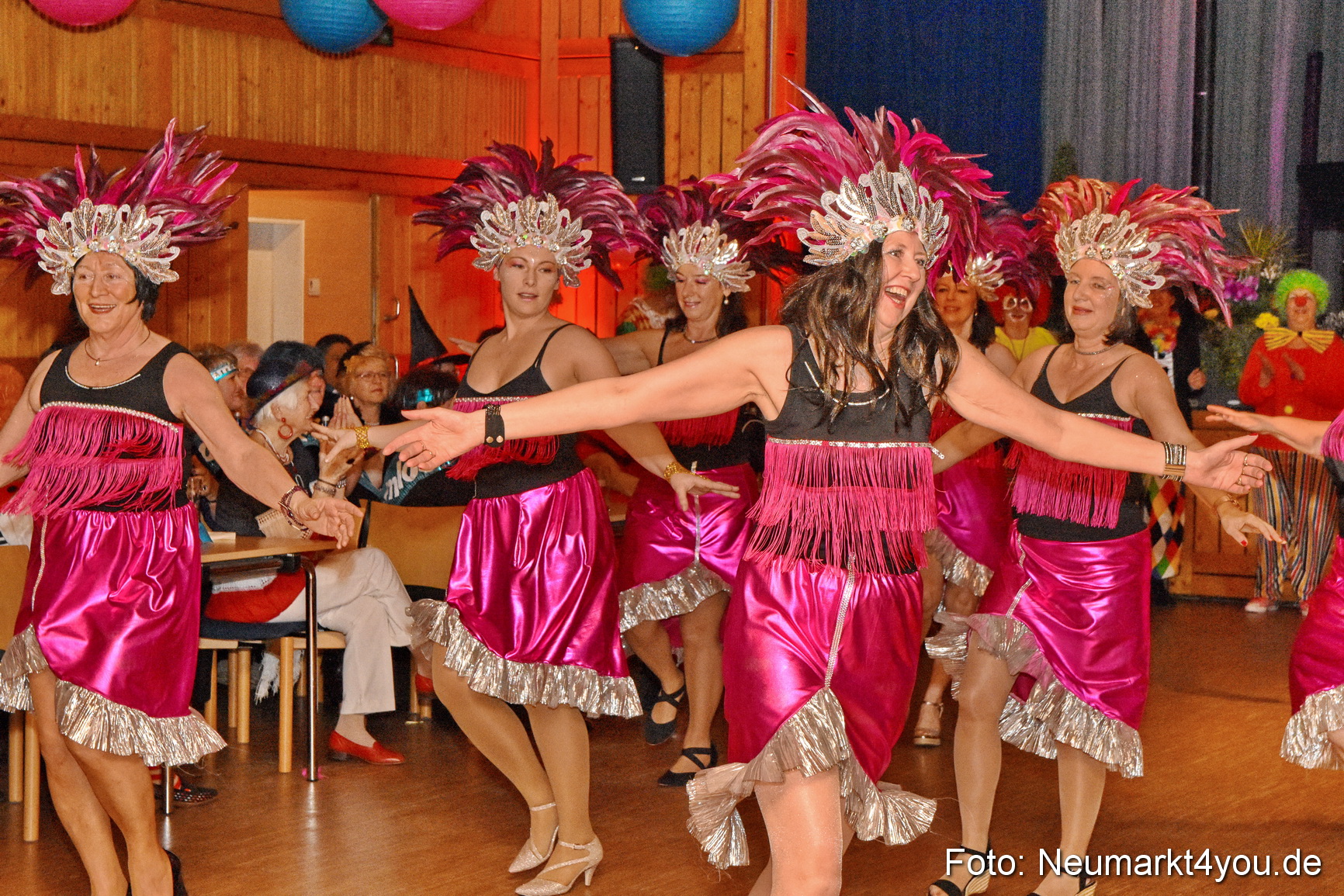 Weiberfasching Neumarkt 2020 200220 0191