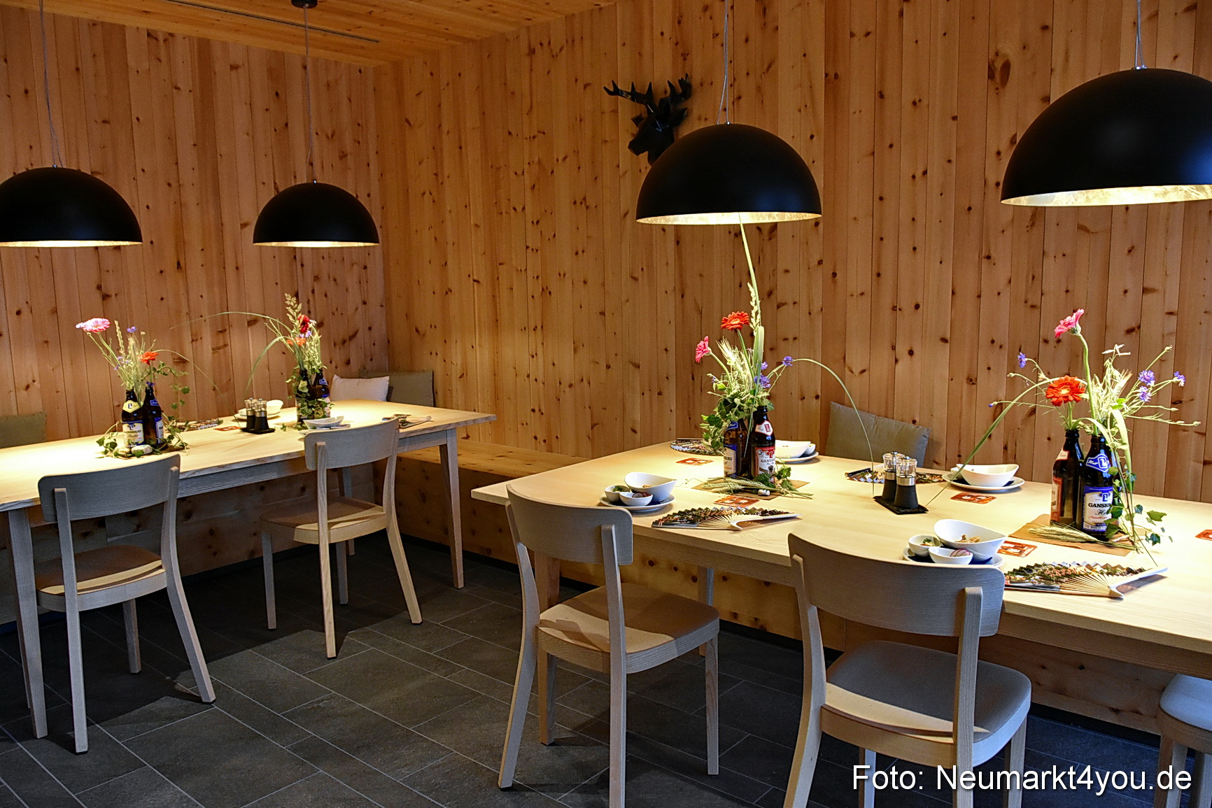 Bierkoenigin Schlossbad 2022 0004