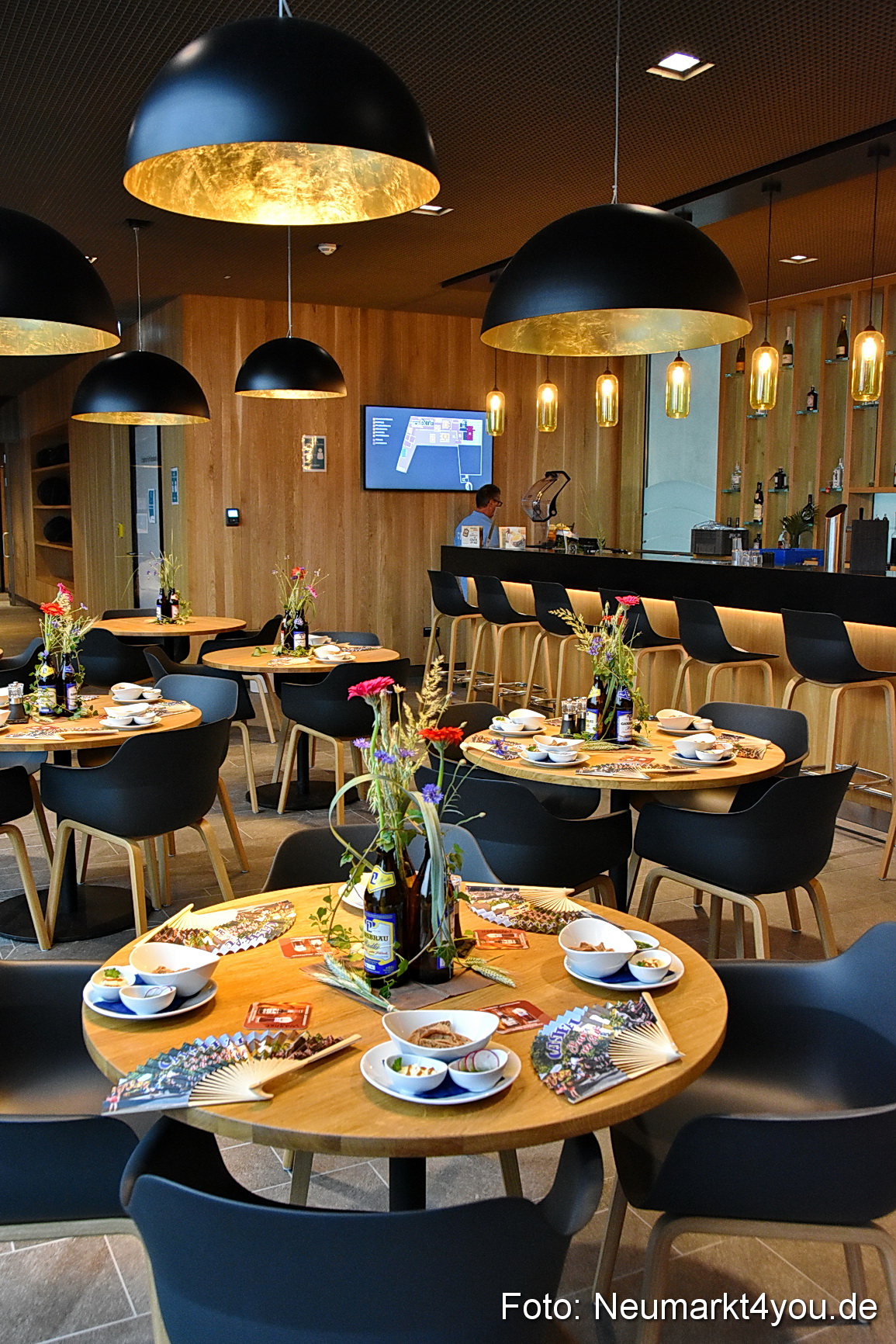 Bierkoenigin Schlossbad 2022 0007