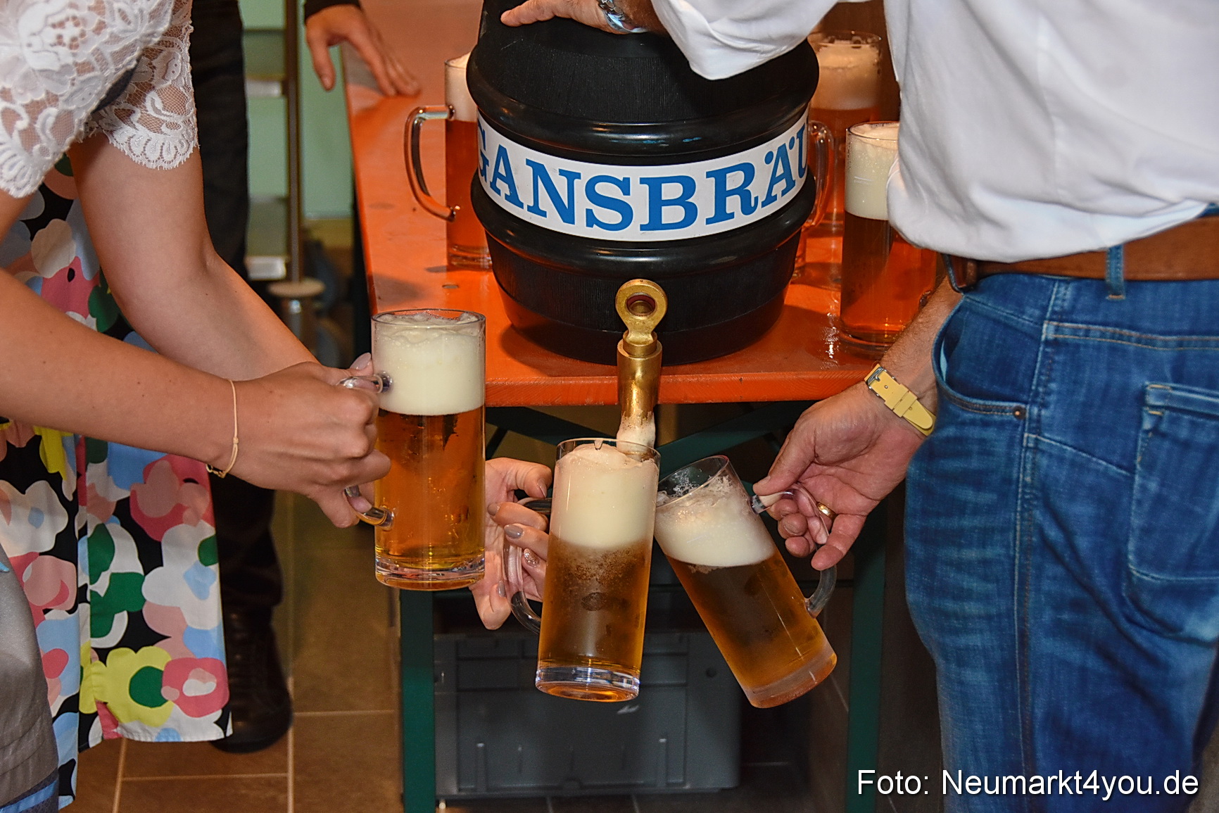 Bierkoenigin Schlossbad 2022 0020