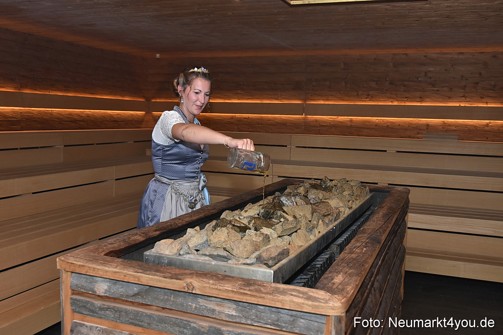 Bierkoenigin Schlossbad 2022 0027