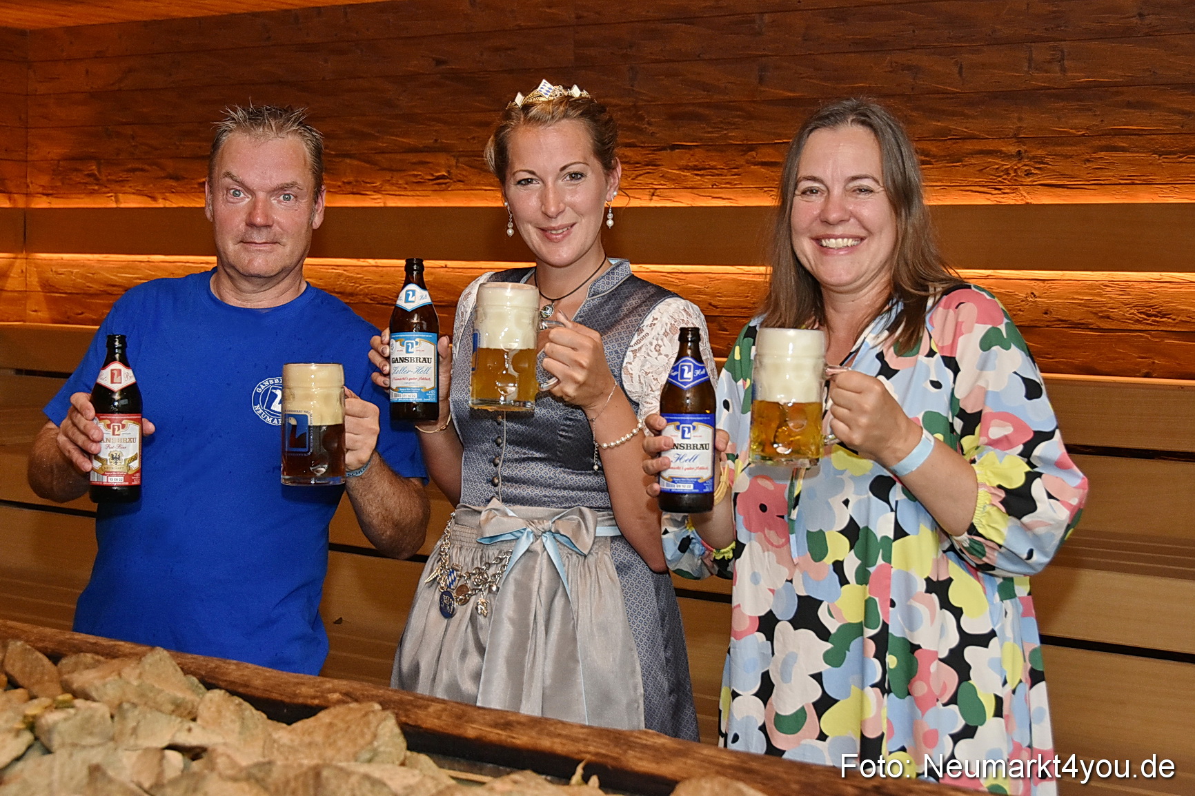 Bierkoenigin Schlossbad 2022 0040