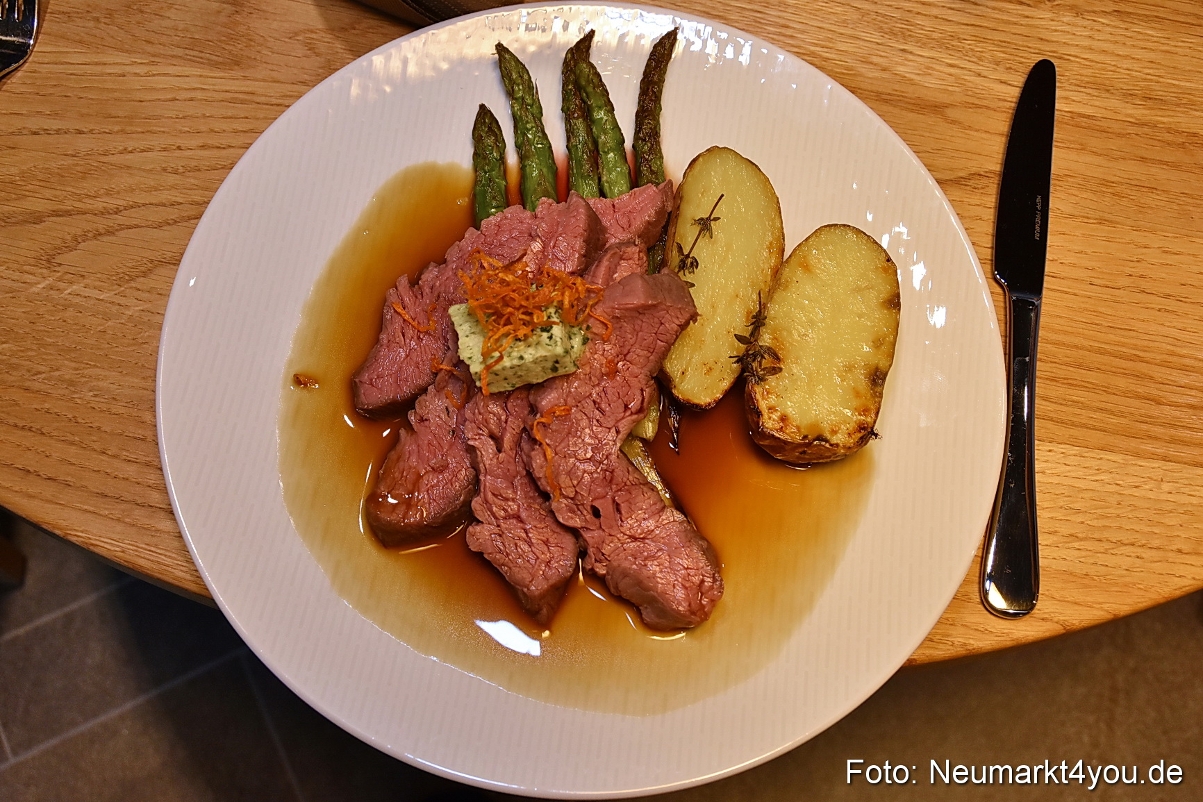 Bierkoenigin Schlossbad 2022 0046