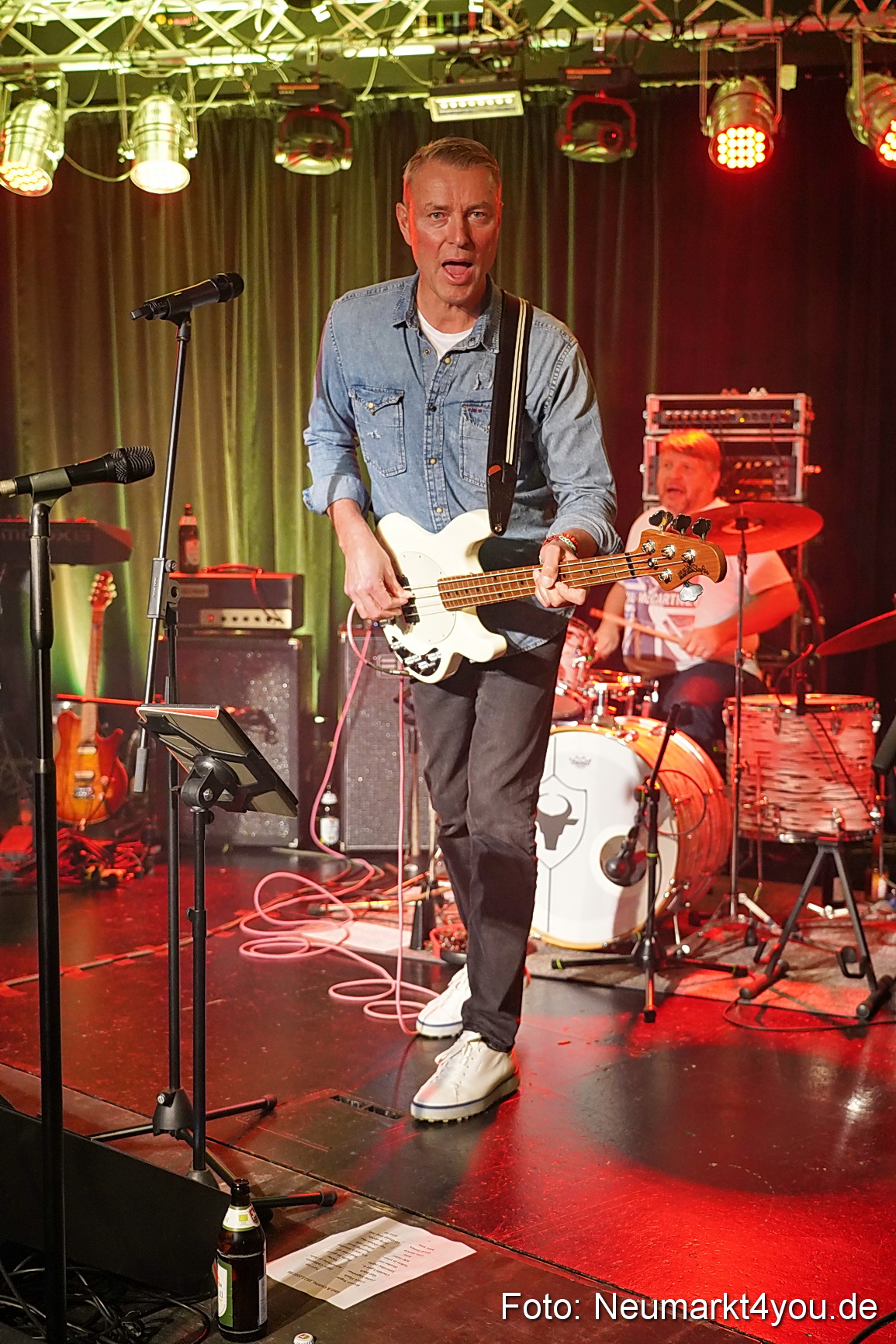 Cash und Cocaine im G6 191122 0018