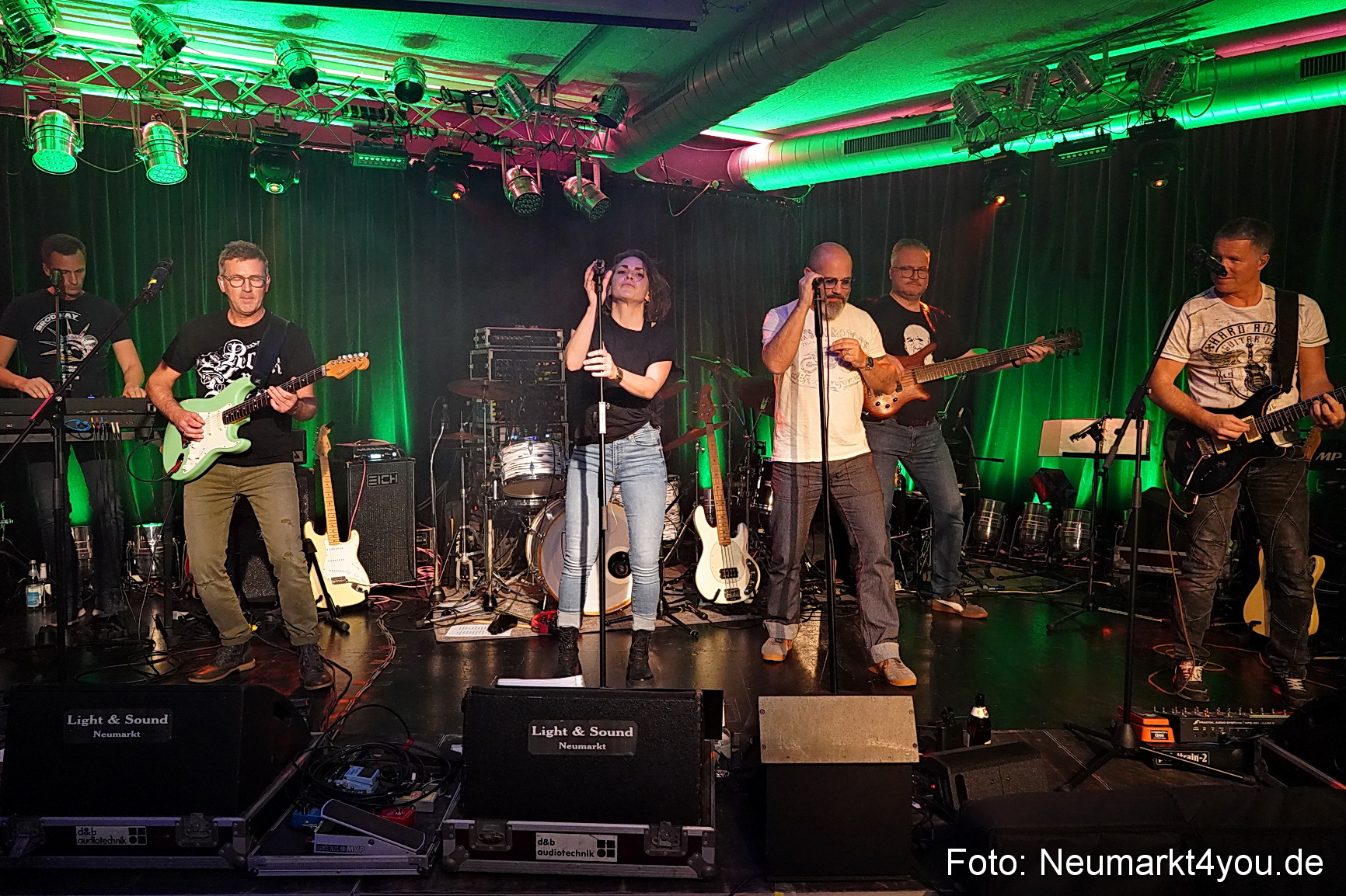 Cash und Cocaine im G6 191122 0035