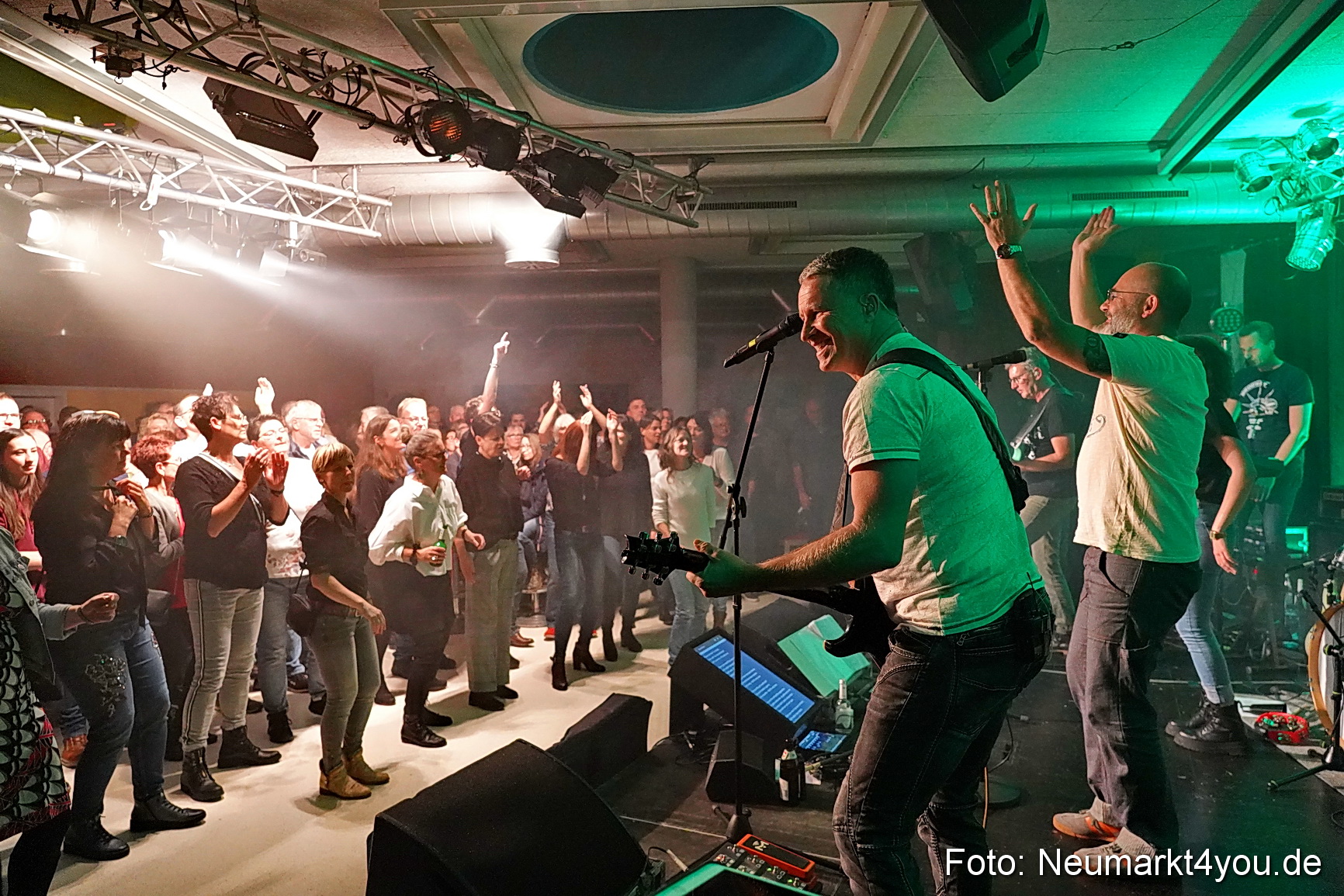 Cash und Cocaine im G6 191122 0042