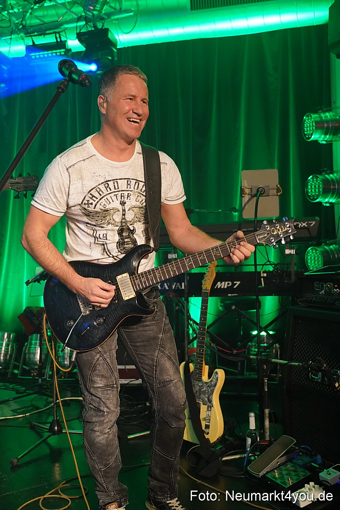 Cash und Cocaine im G6 191122 0046