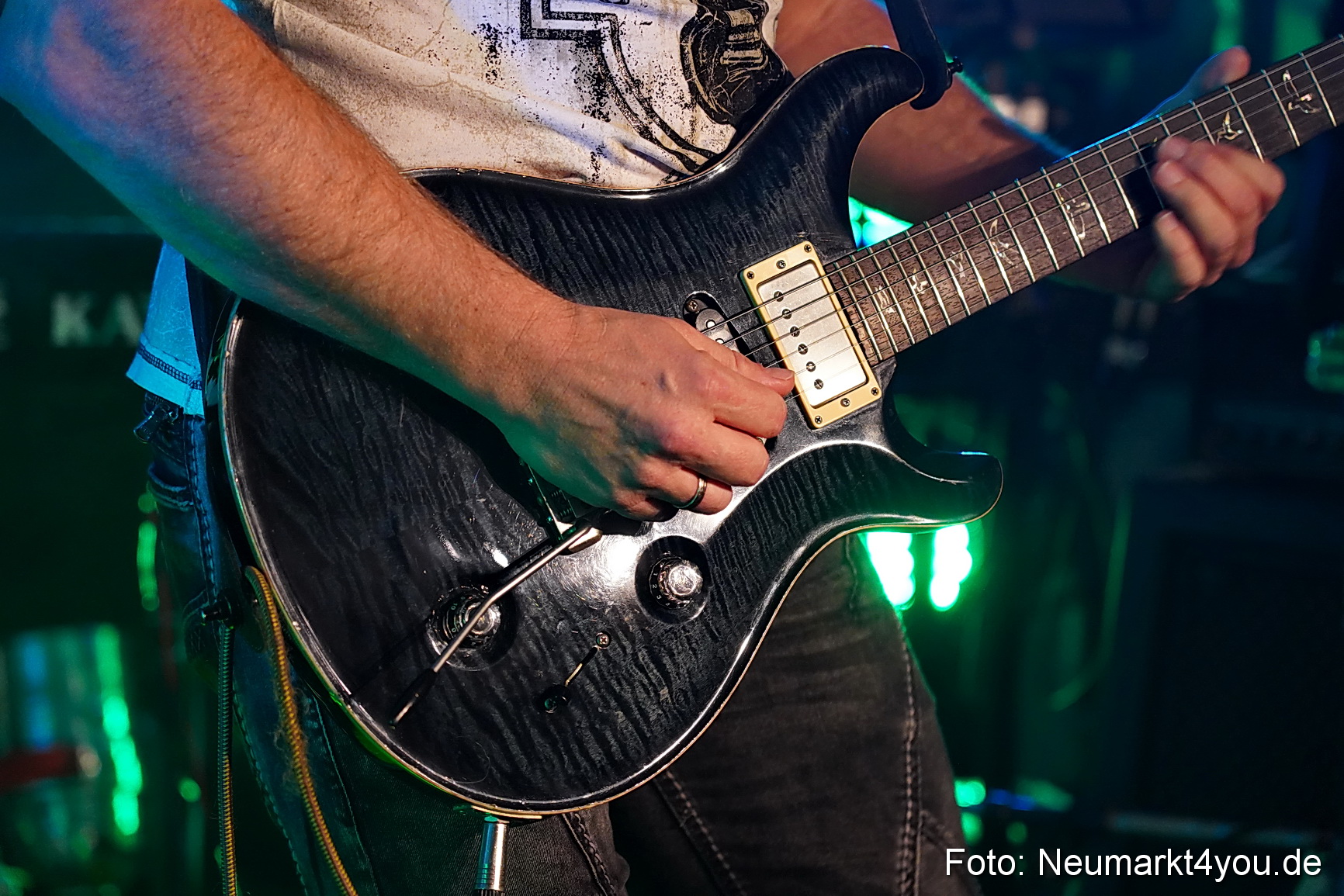 Cash und Cocaine im G6 191122 0073