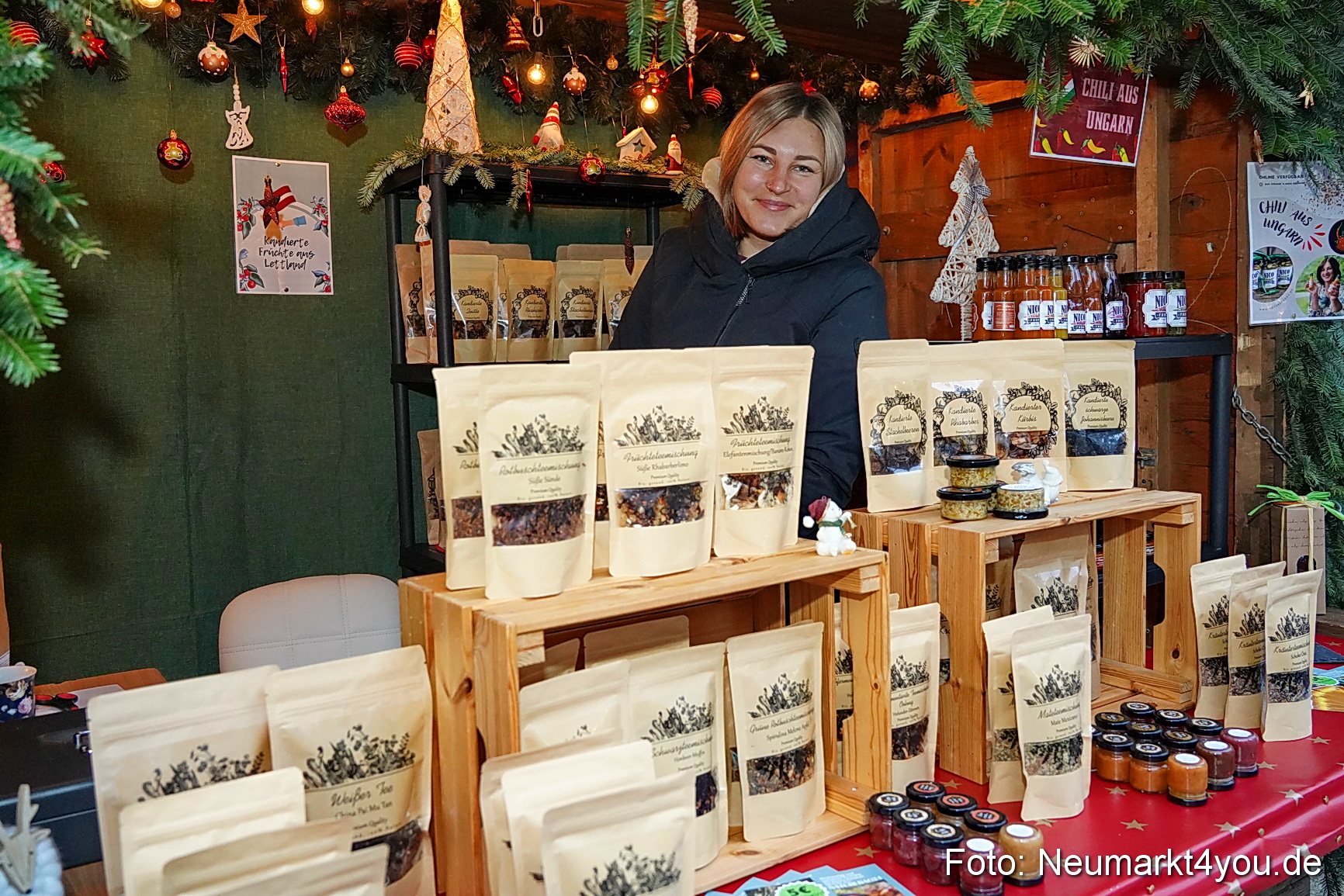 Weihnachtsmarkt Neumarkt Eroeffnung 0003