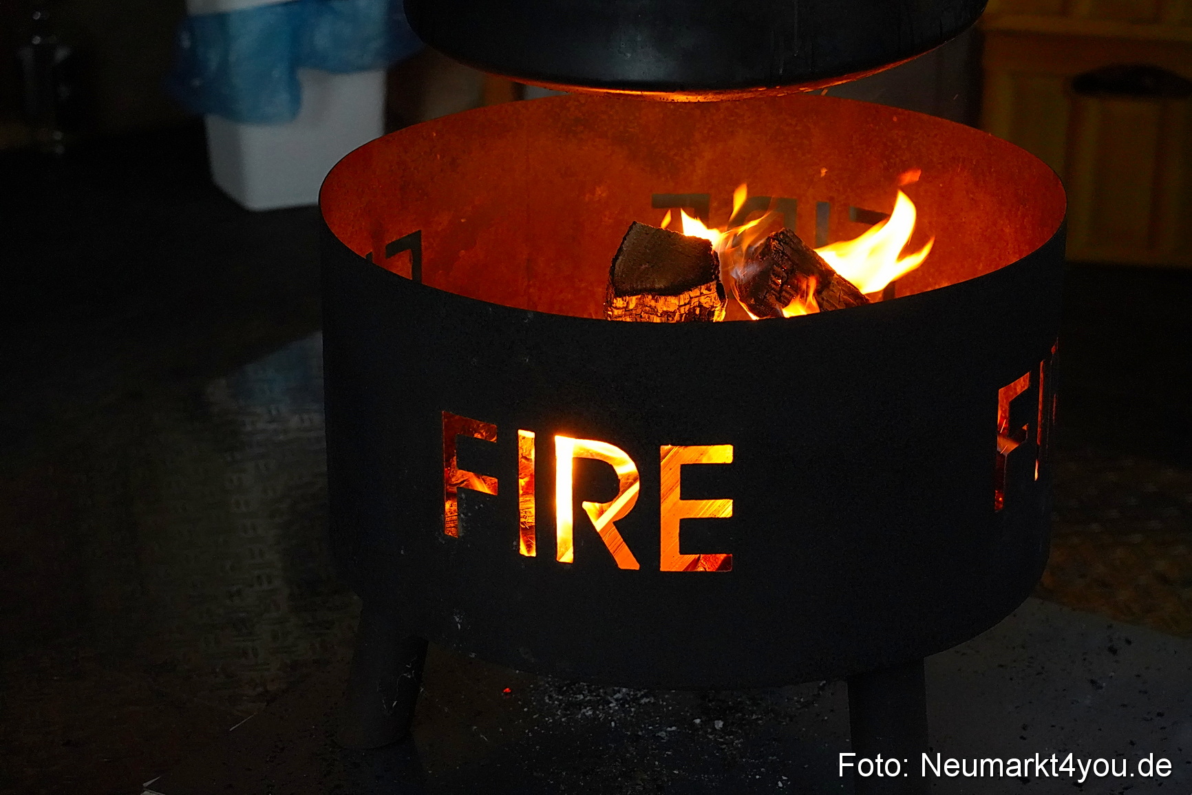Weihnachtsmarkt Neumarkt Eroeffnung 0010