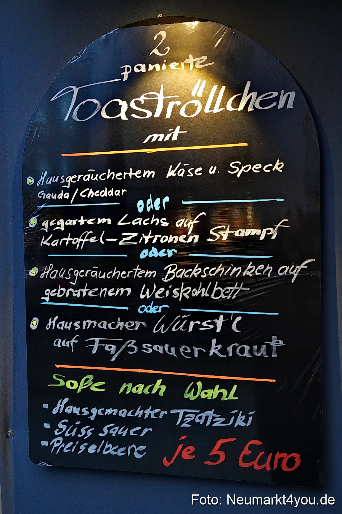 Weihnachtsmarkt Neumarkt Eroeffnung 0011