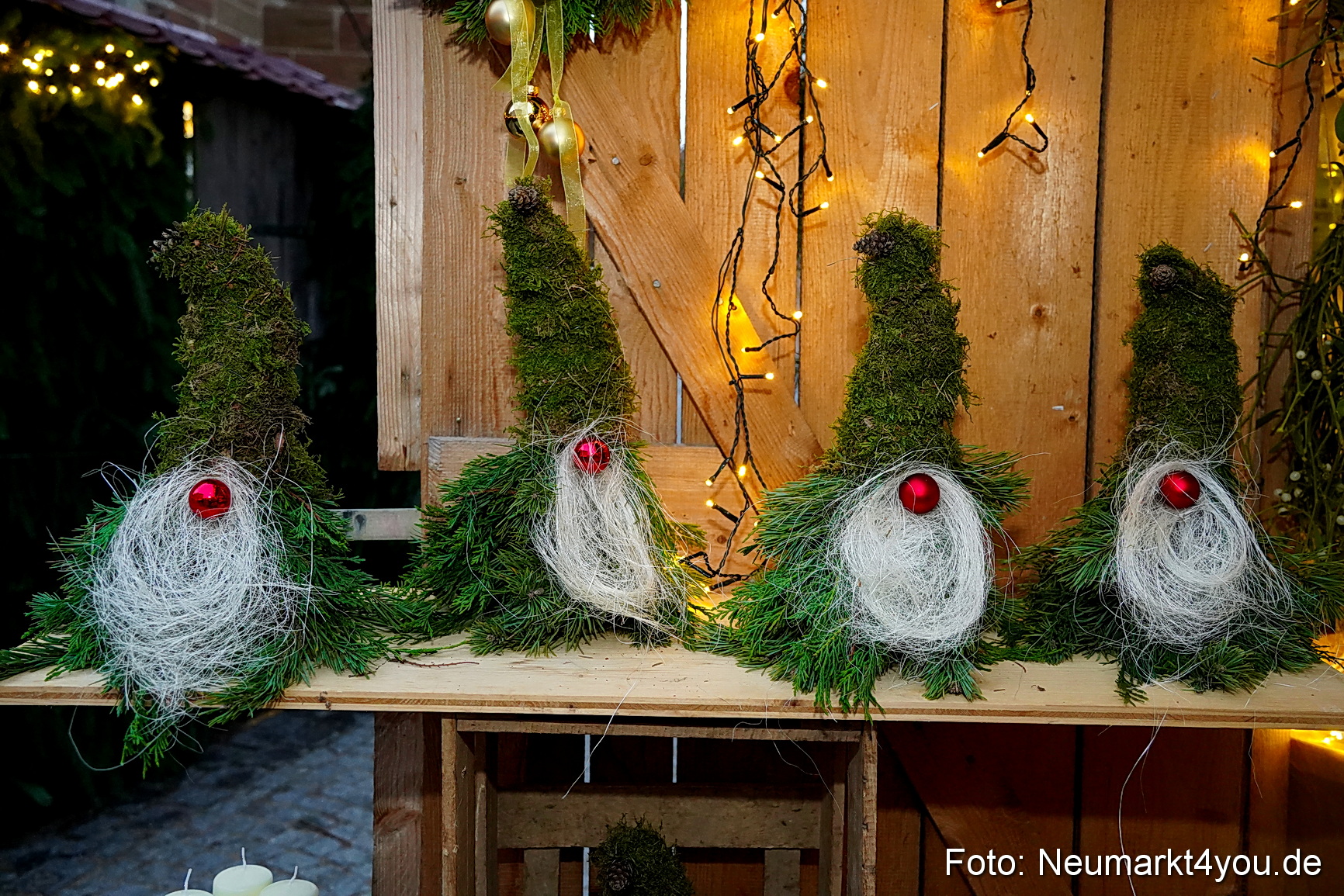 Weihnachtsmarkt Neumarkt Eroeffnung 0014