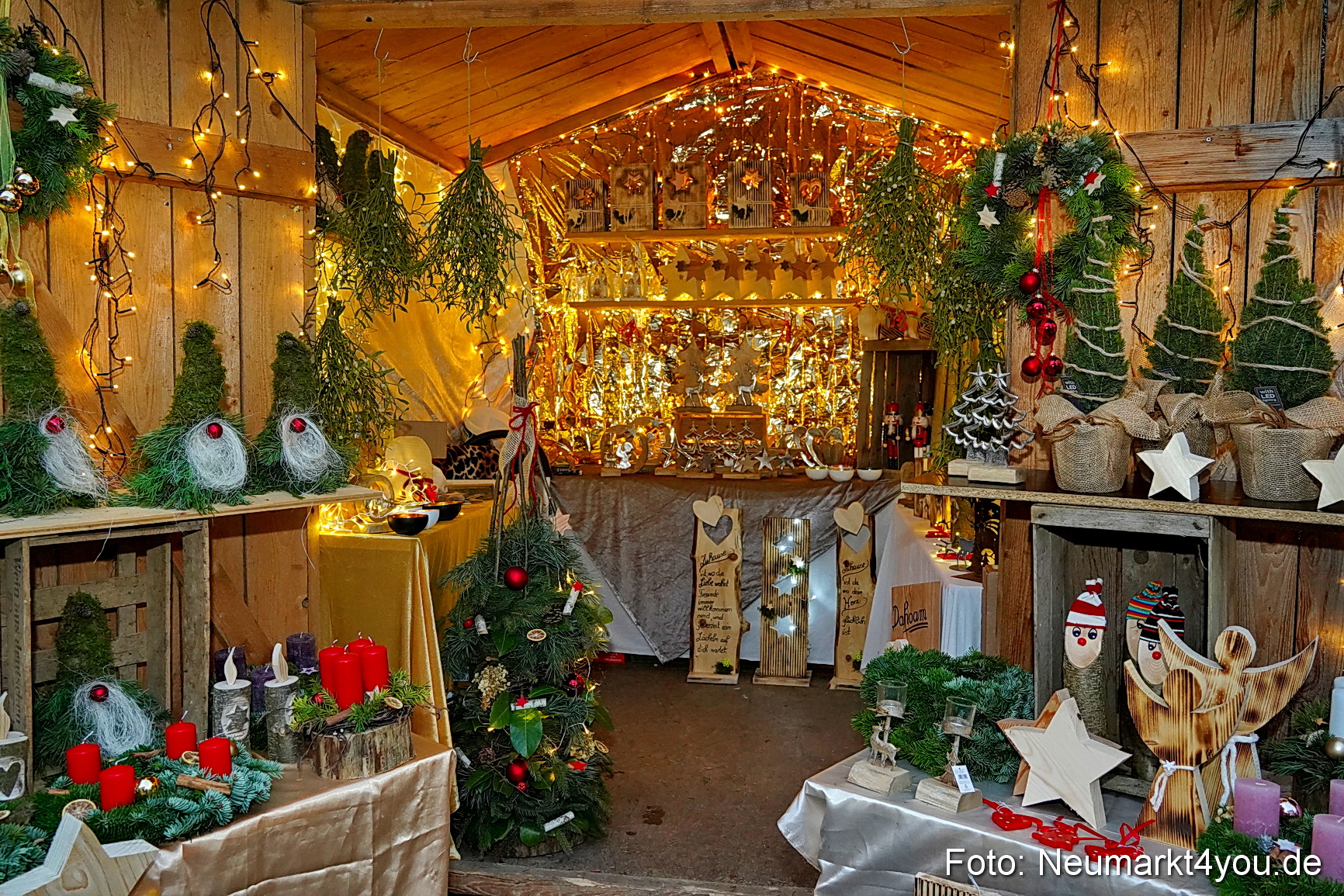 Weihnachtsmarkt Neumarkt Eroeffnung 0017