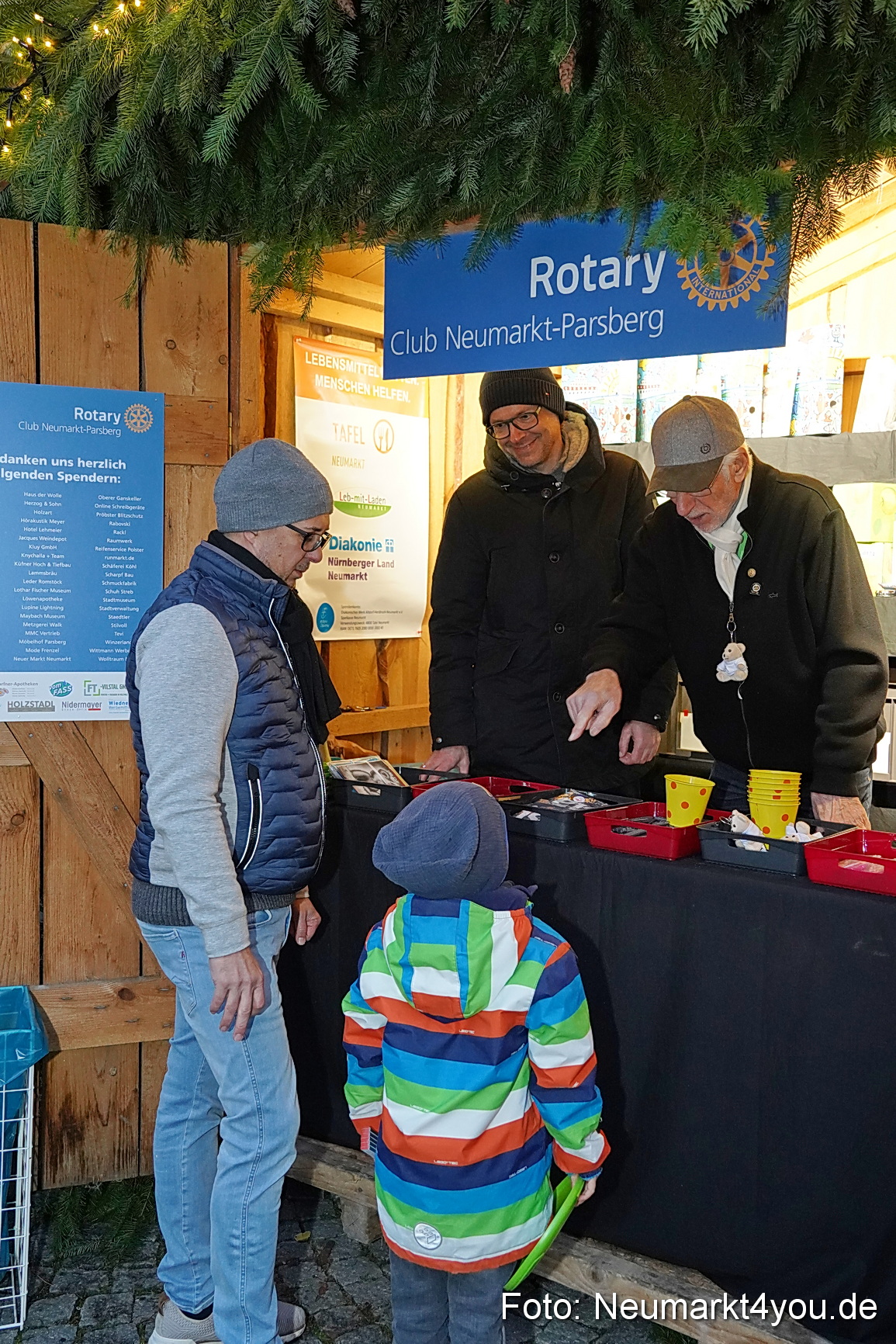 Weihnachtsmarkt Neumarkt Eroeffnung 0018