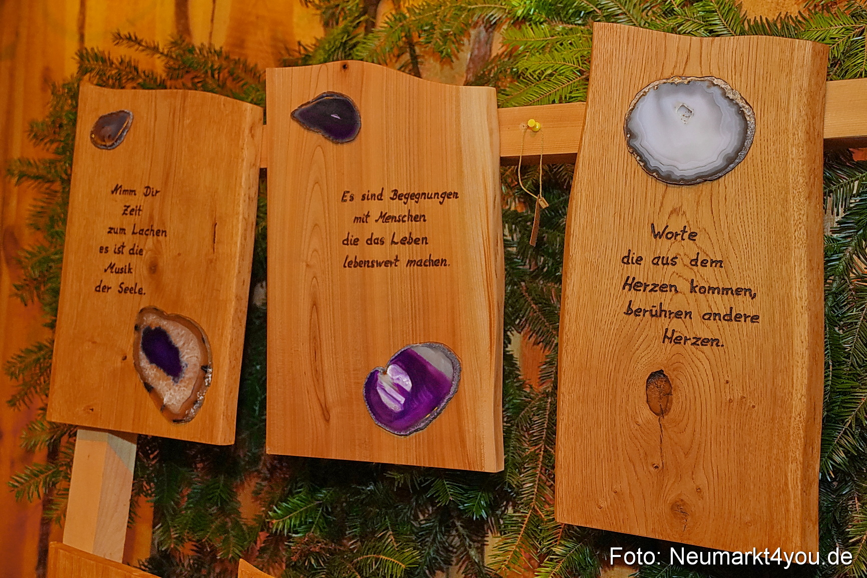 Weihnachtsmarkt Neumarkt Eroeffnung 0024