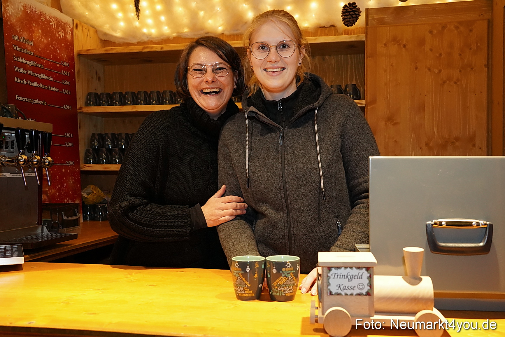 Weihnachtsmarkt Neumarkt Eroeffnung 0030