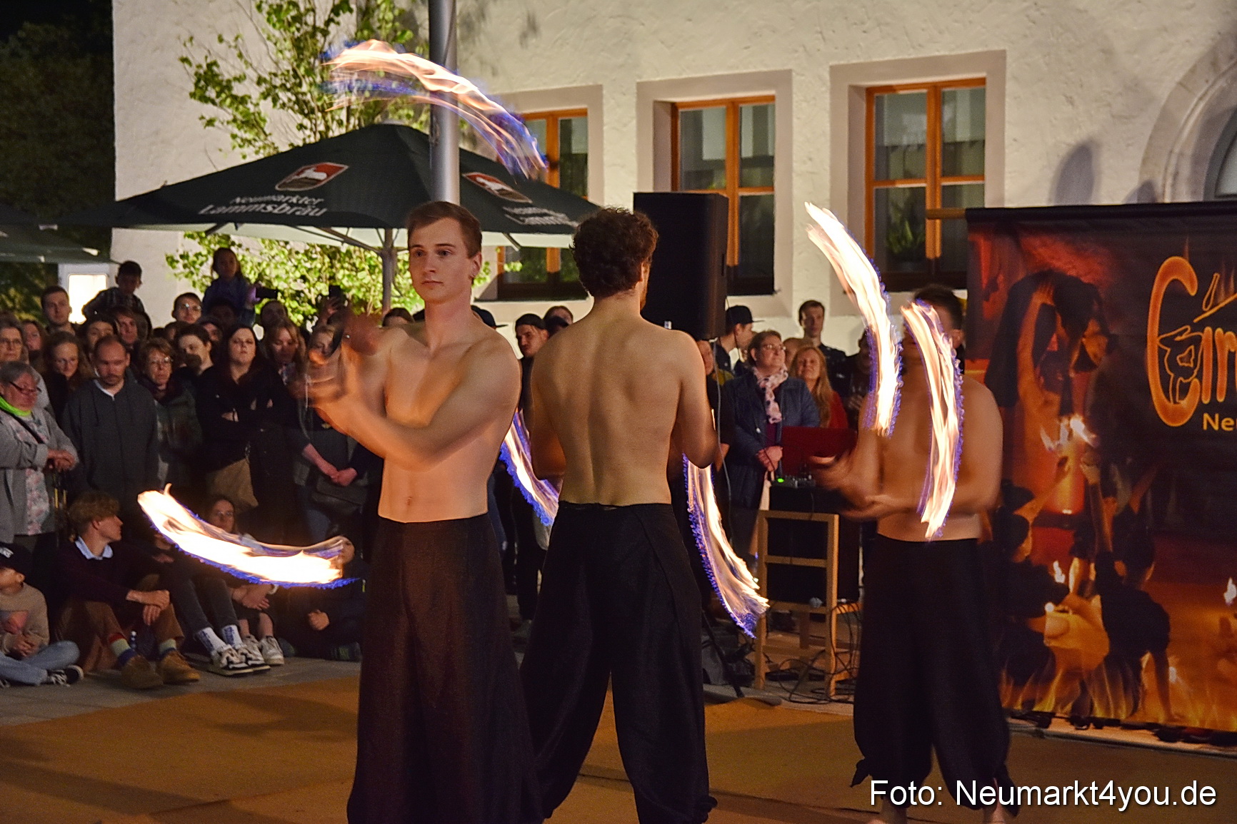 Feuershow Rathausplatz Nacht der Sinne 2022 0007