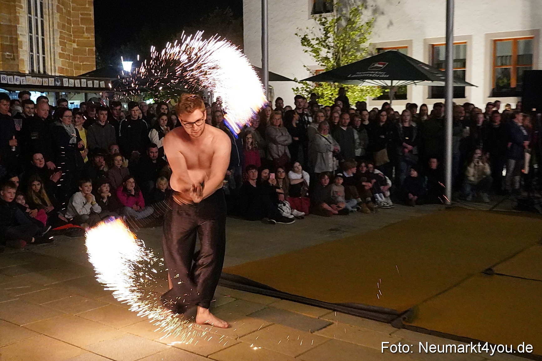 Feuershow Rathausplatz Nacht der Sinne 2022 0019
