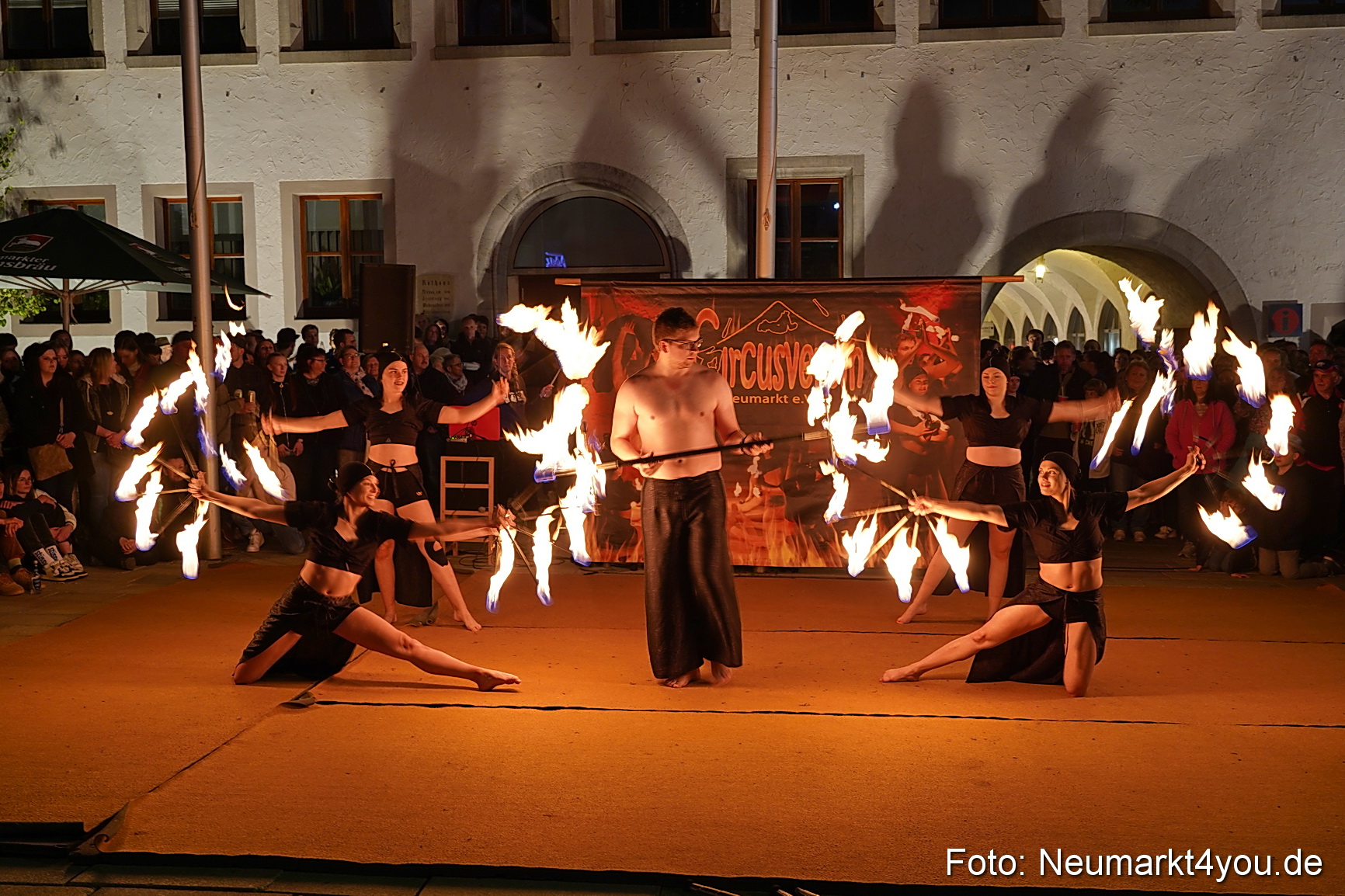 Feuershow Rathausplatz Nacht der Sinne 2022 0025
