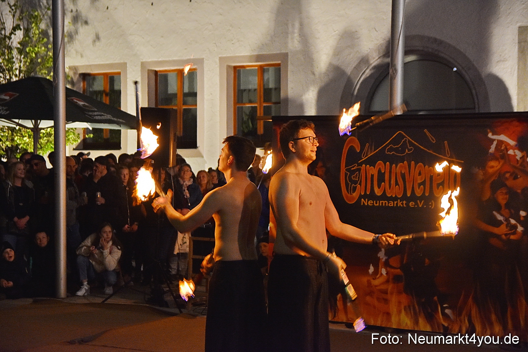 Feuershow Rathausplatz Nacht der Sinne 2022 0037
