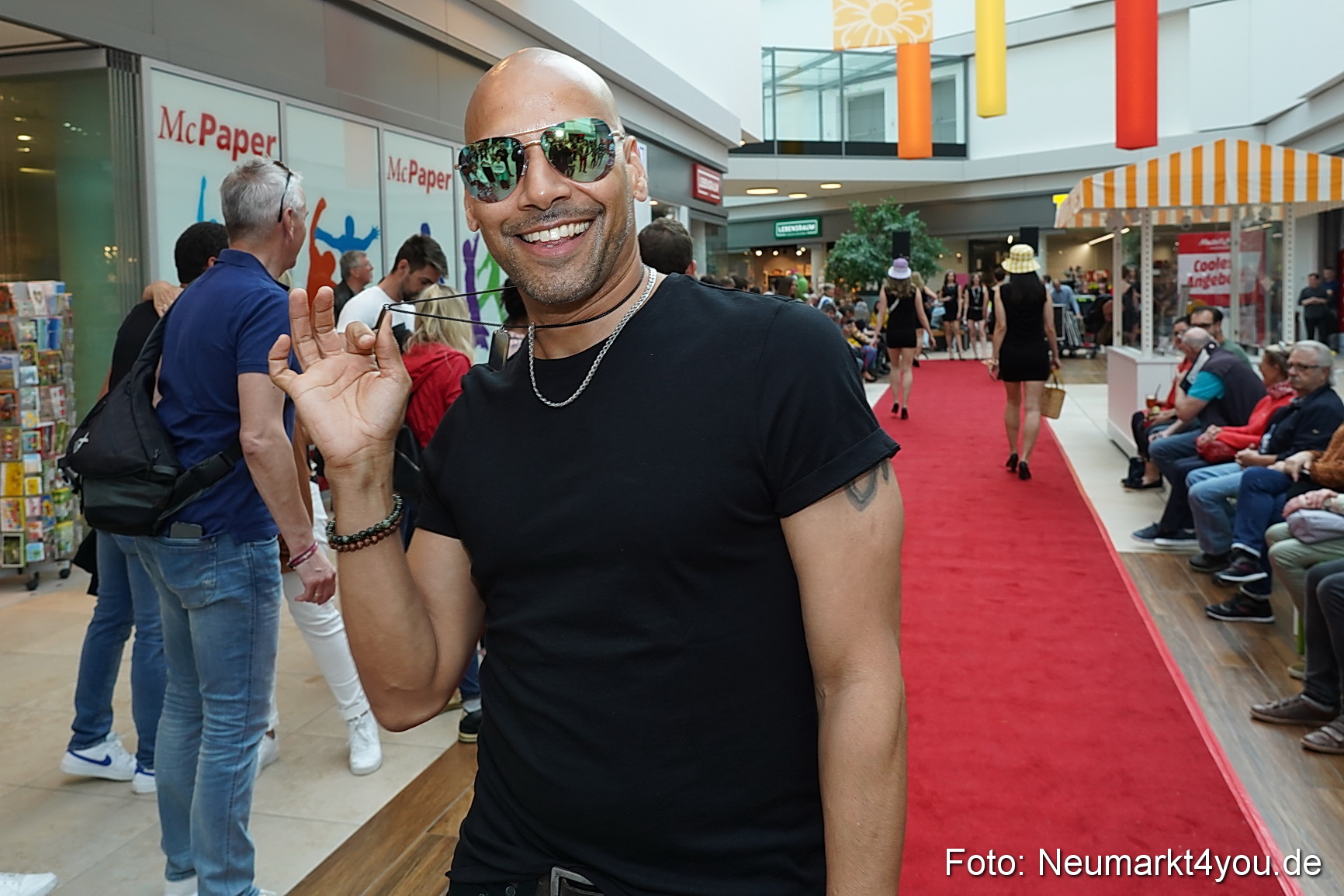 Modenschau Neuer Markt Nacht der Sinne 2022 0009