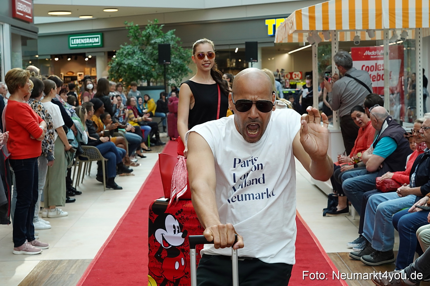 Modenschau Neuer Markt Nacht der Sinne 2022 0015