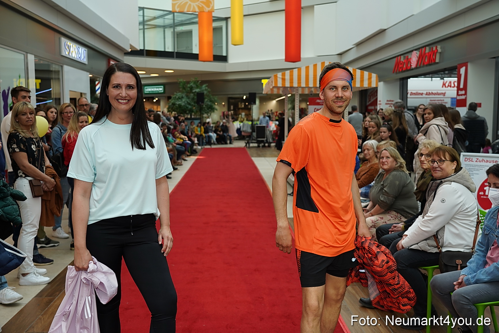 Modenschau Neuer Markt Nacht der Sinne 2022 0059