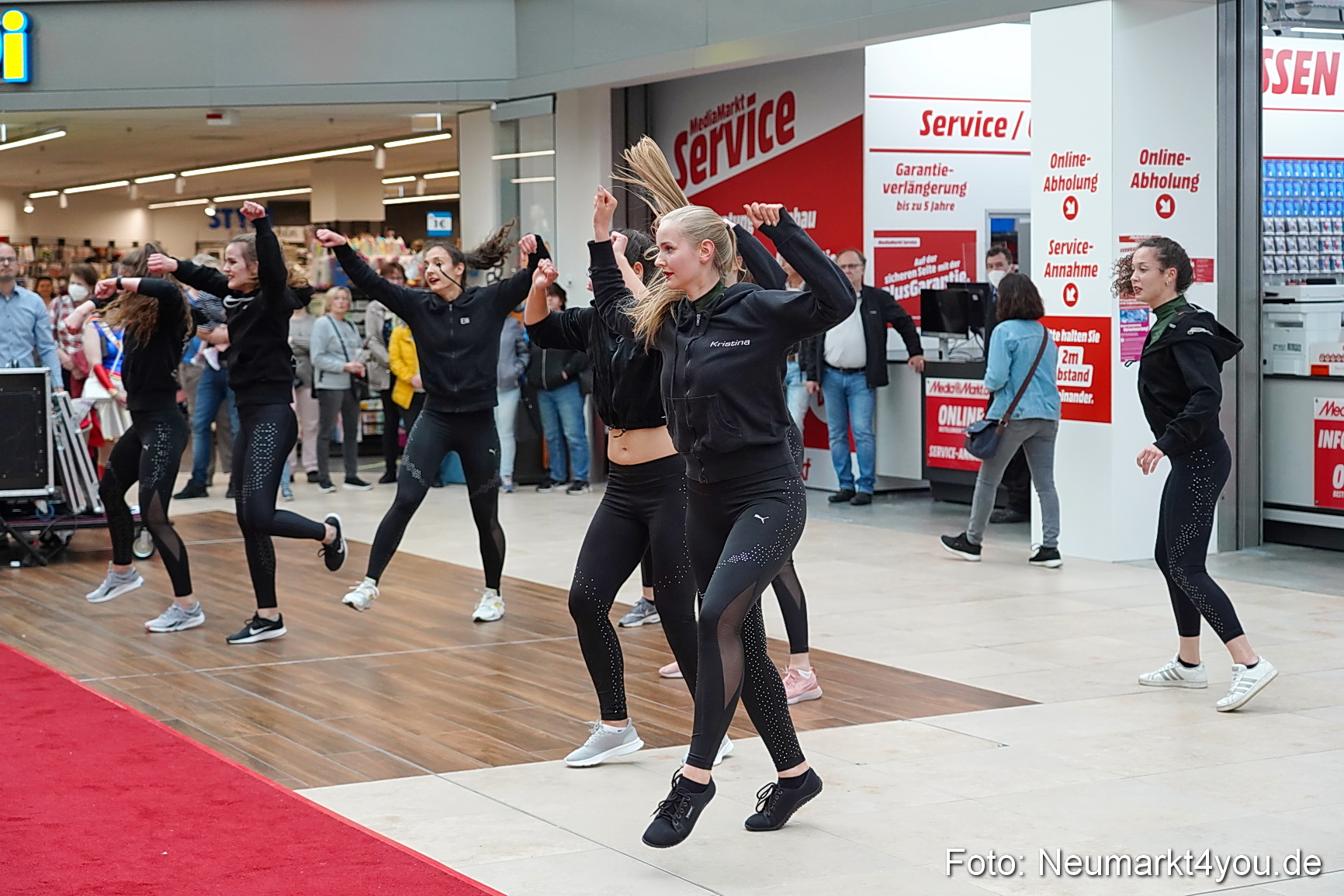 Modenschau Neuer Markt Nacht der Sinne 2022 0106