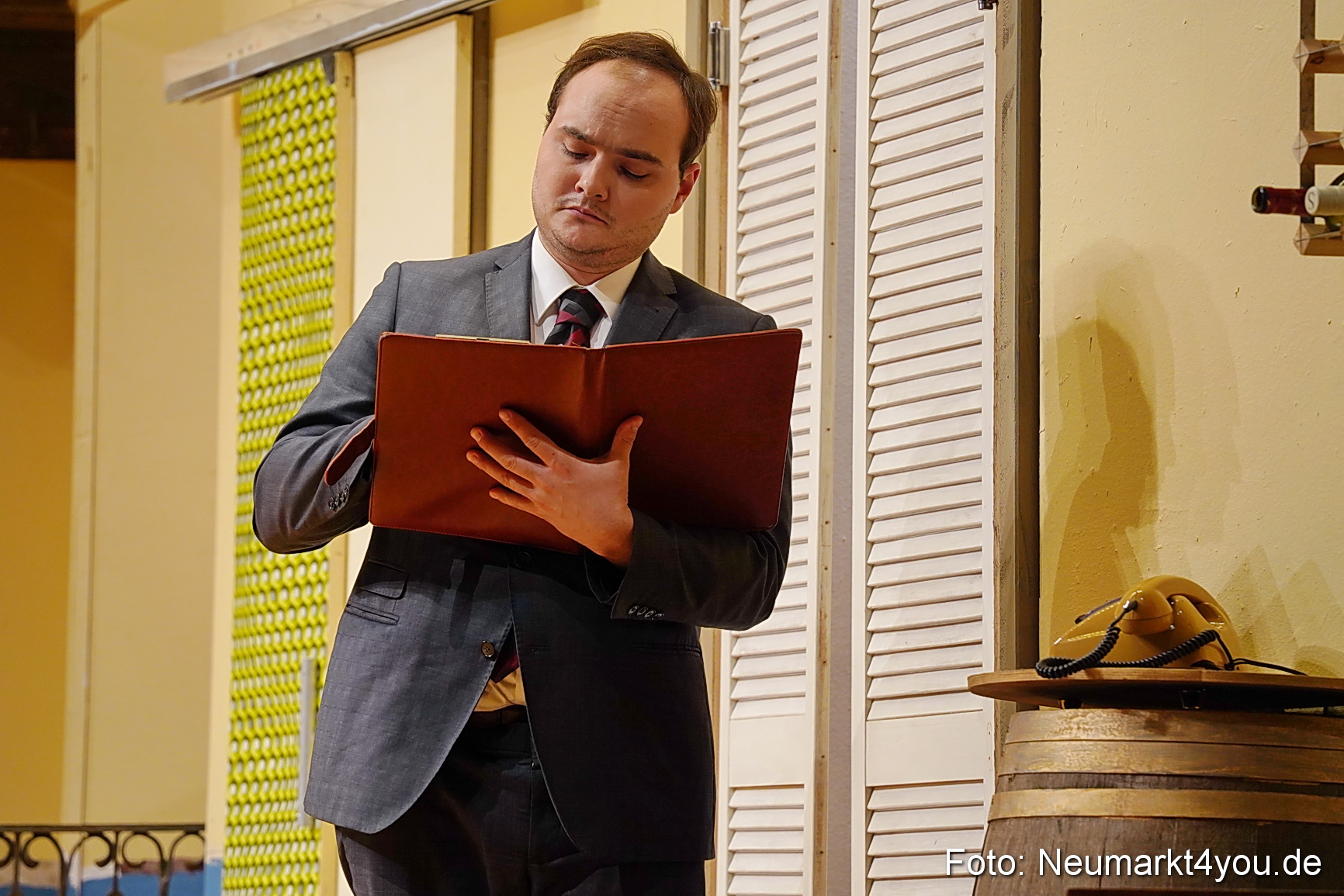 Wer ist im Bett mit dem Buttler 291222 0010