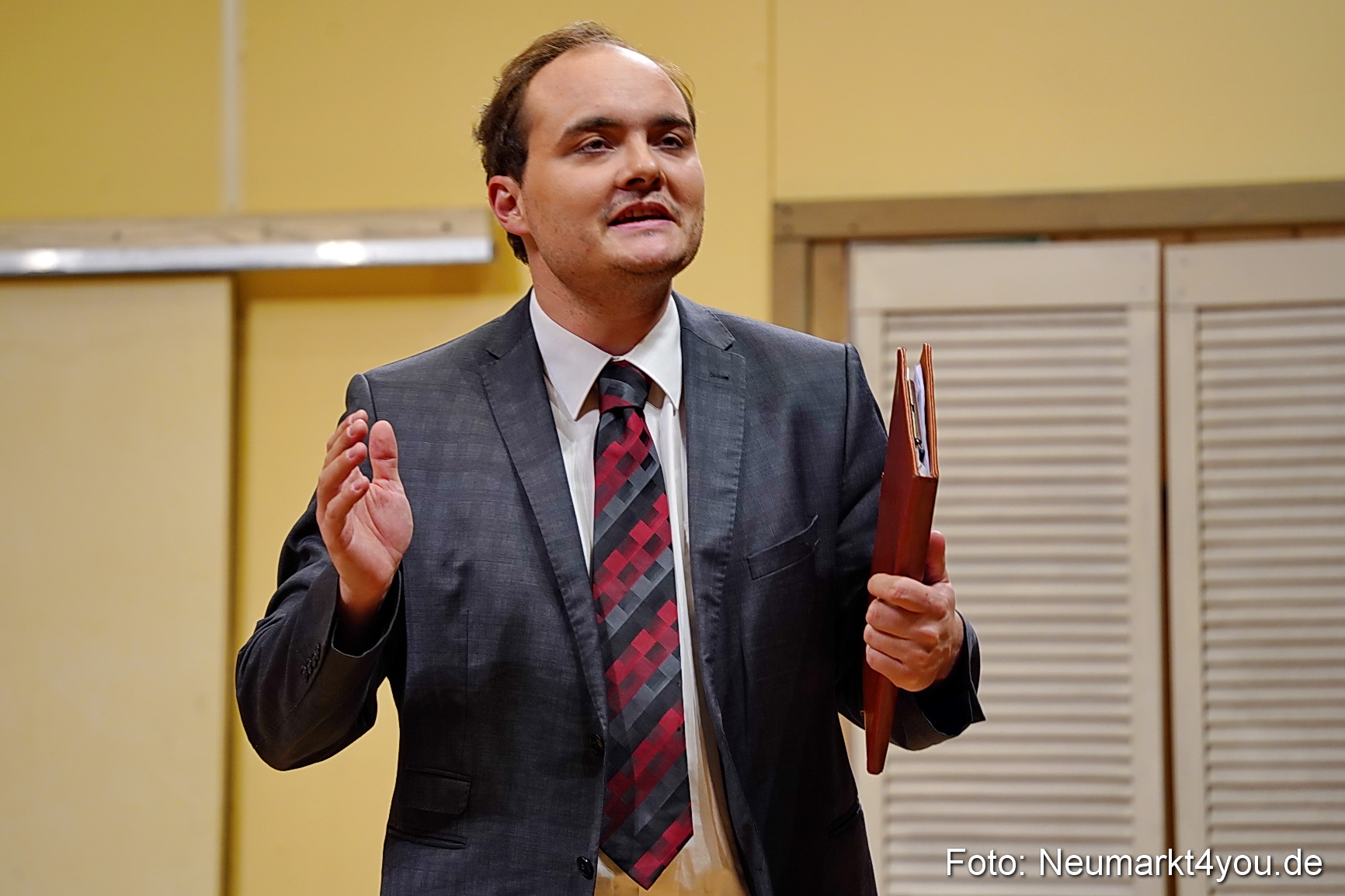 Wer ist im Bett mit dem Buttler 291222 0013