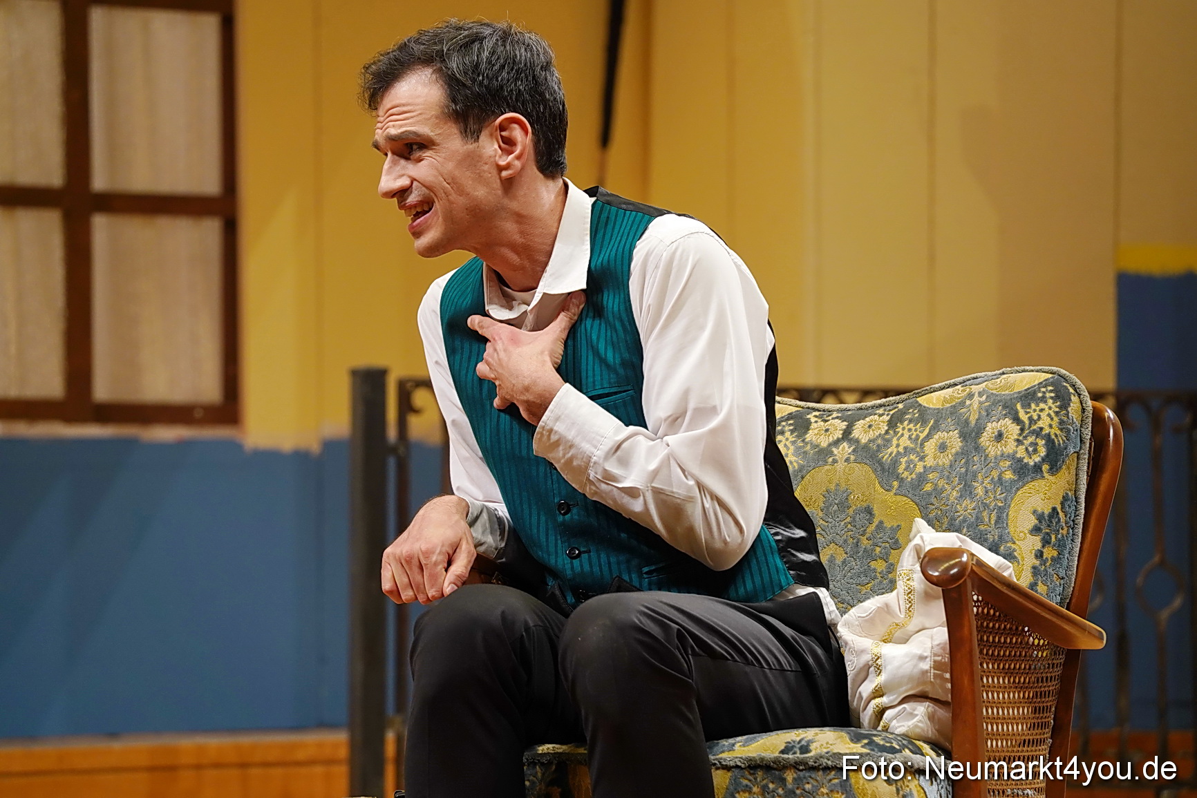 Wer ist im Bett mit dem Buttler 291222 0061